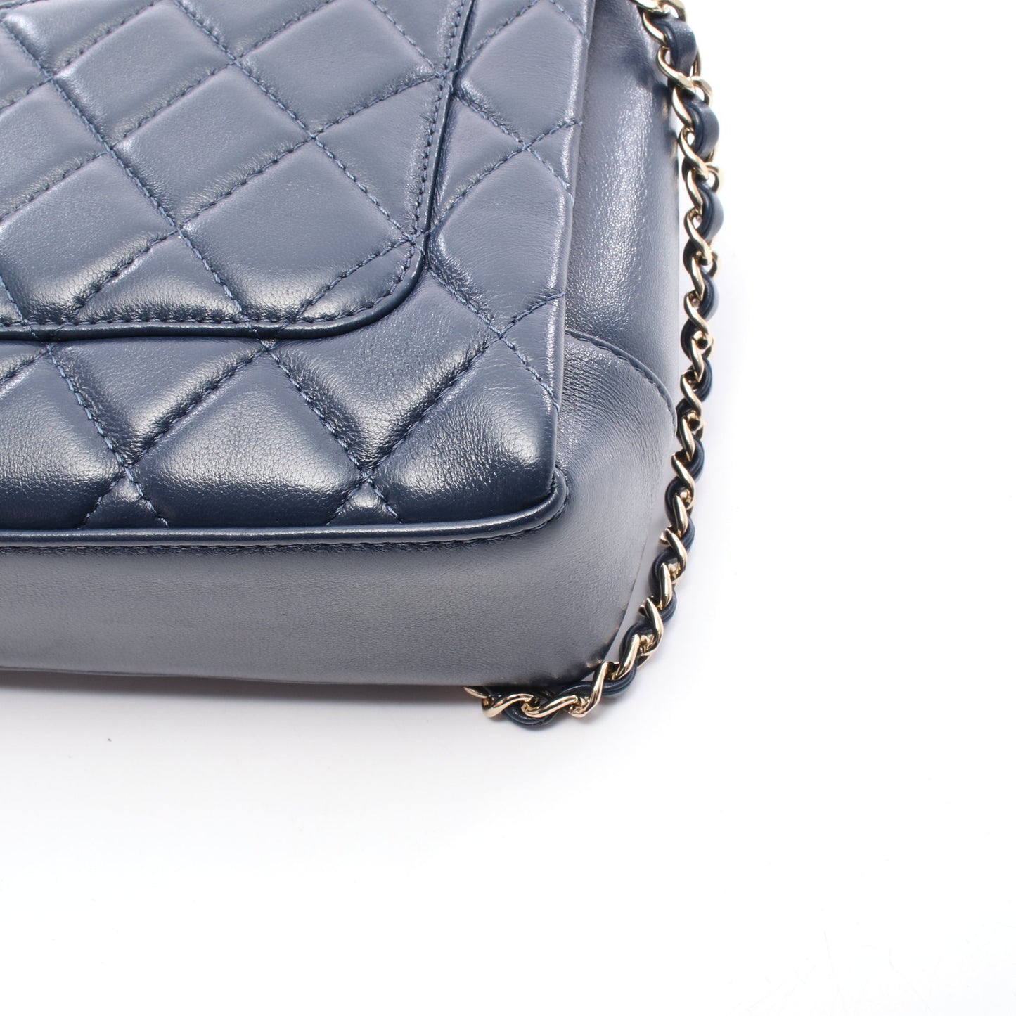 マトラッセ トップハンドル チェーンショルダーバッグ ラムスキン ネイビー ゴールド金具 2WAY シャネル バッグ CHANEL