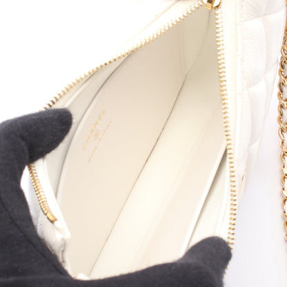 マトラッセ チェーンショルダーバッグ ラムスキン ホワイト ゴールド金具 シャネル バッグ CHANEL