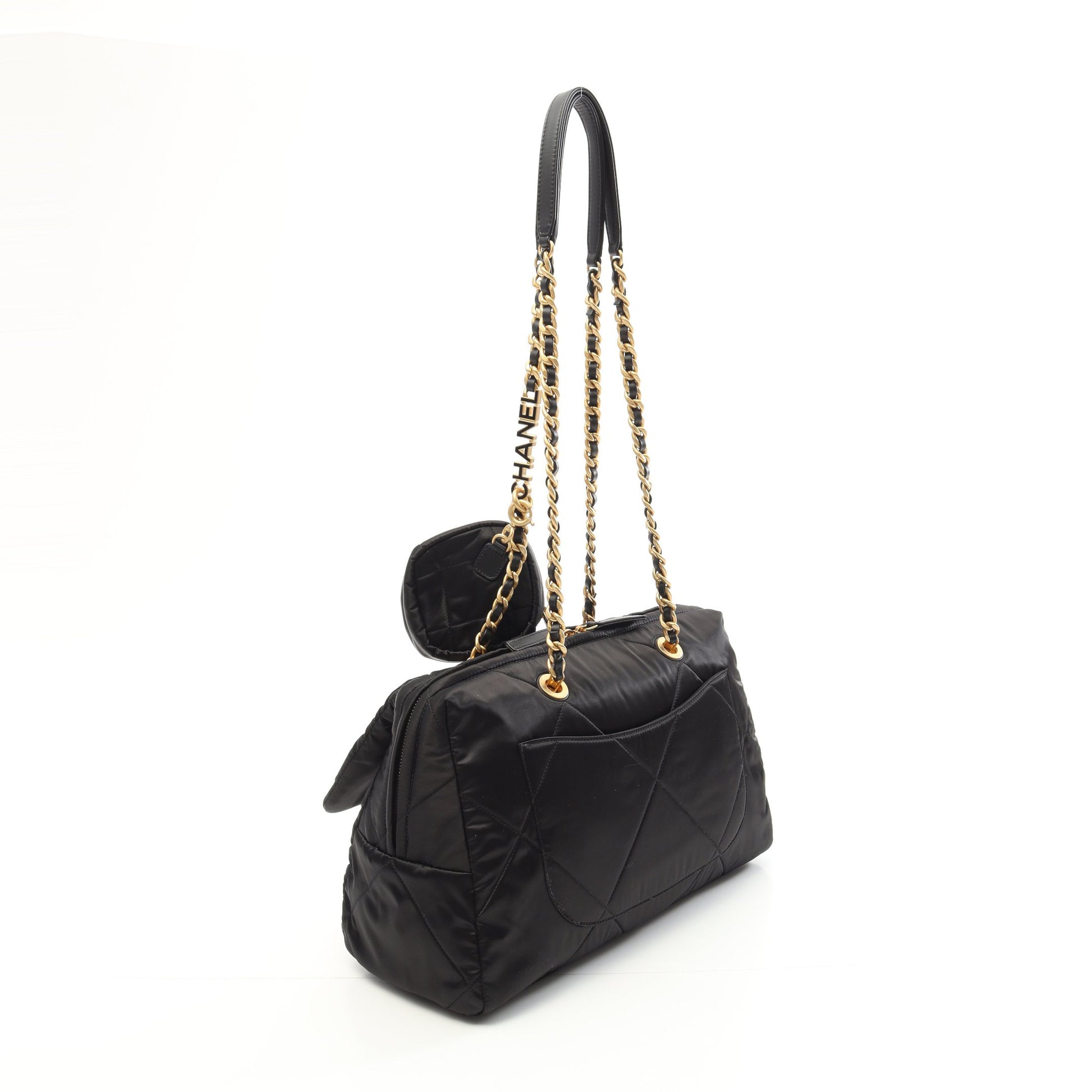 マトラッセ ラージボーリングバッグ チェーンショルダーバッグ ナイロン レザー ブラック ゴールド金具 シャネル バッグ CHANEL