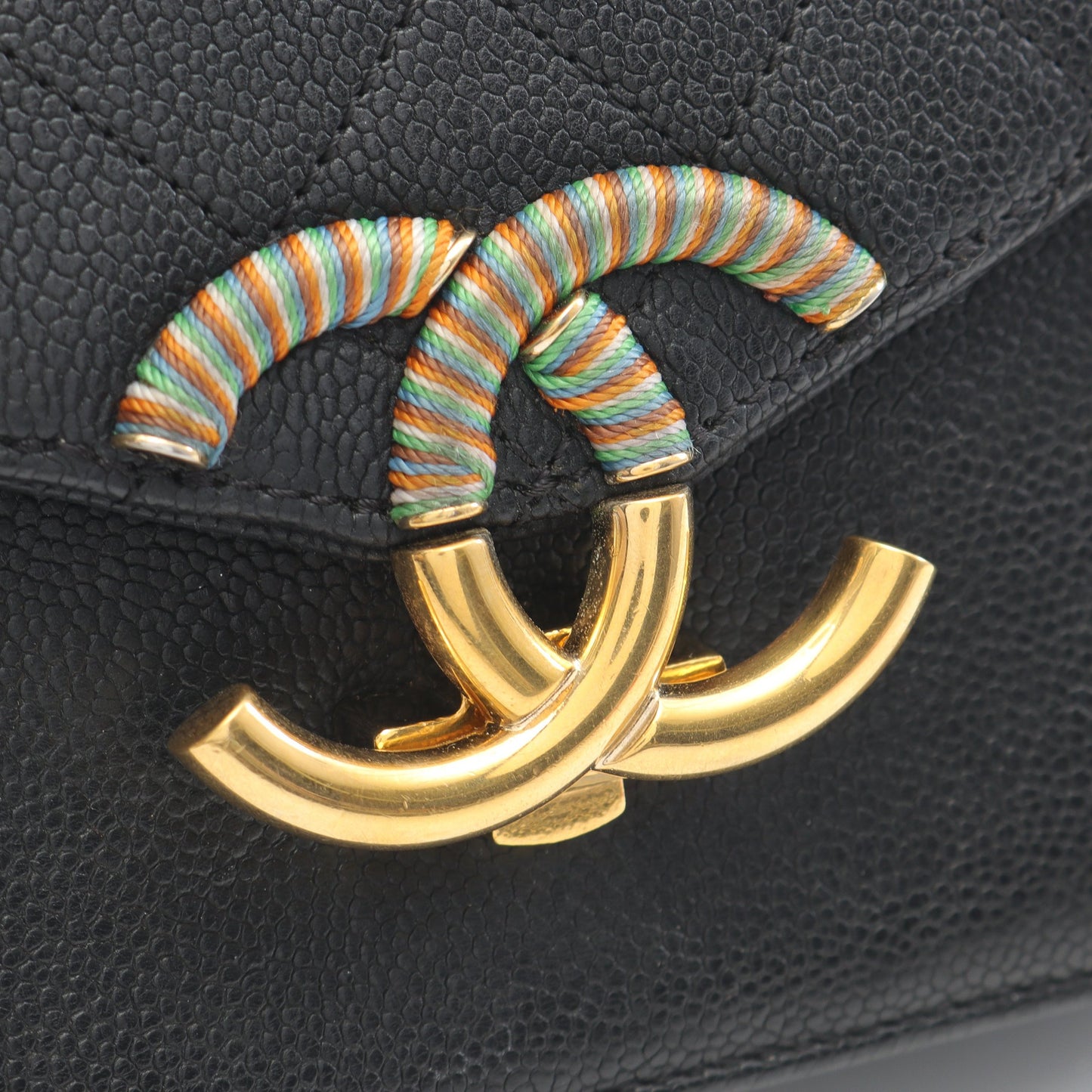 マトラッセ チェーンショルダーバッグ キャビアスキン ブラック ゴールド金具 2WAY シャネル バッグ CHANEL