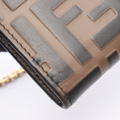 FFダイヤモンド ズッカ エンボス チェーンウォレット レザー ブラウン ブラック フェンディ バッグ FENDI