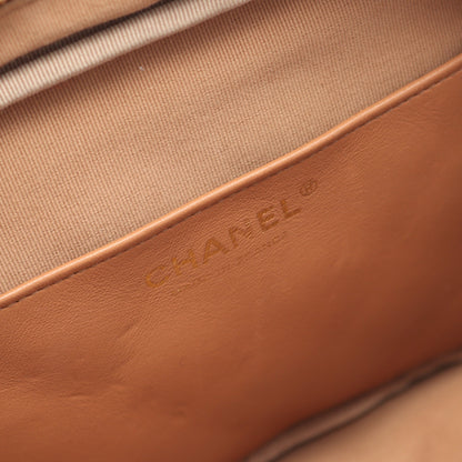 マトラッセ Wチェーンショルダーバッグ キャビアスキン ベージュ ゴールド金具 シャネル バッグ CHANEL
