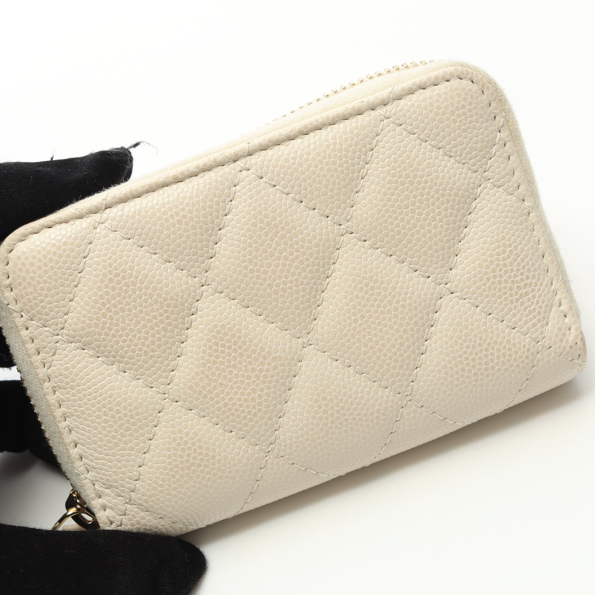 マトラッセ コインケース キャビアスキン オフホワイト ゴールド金具 シャネル 財布・小物 CHANEL