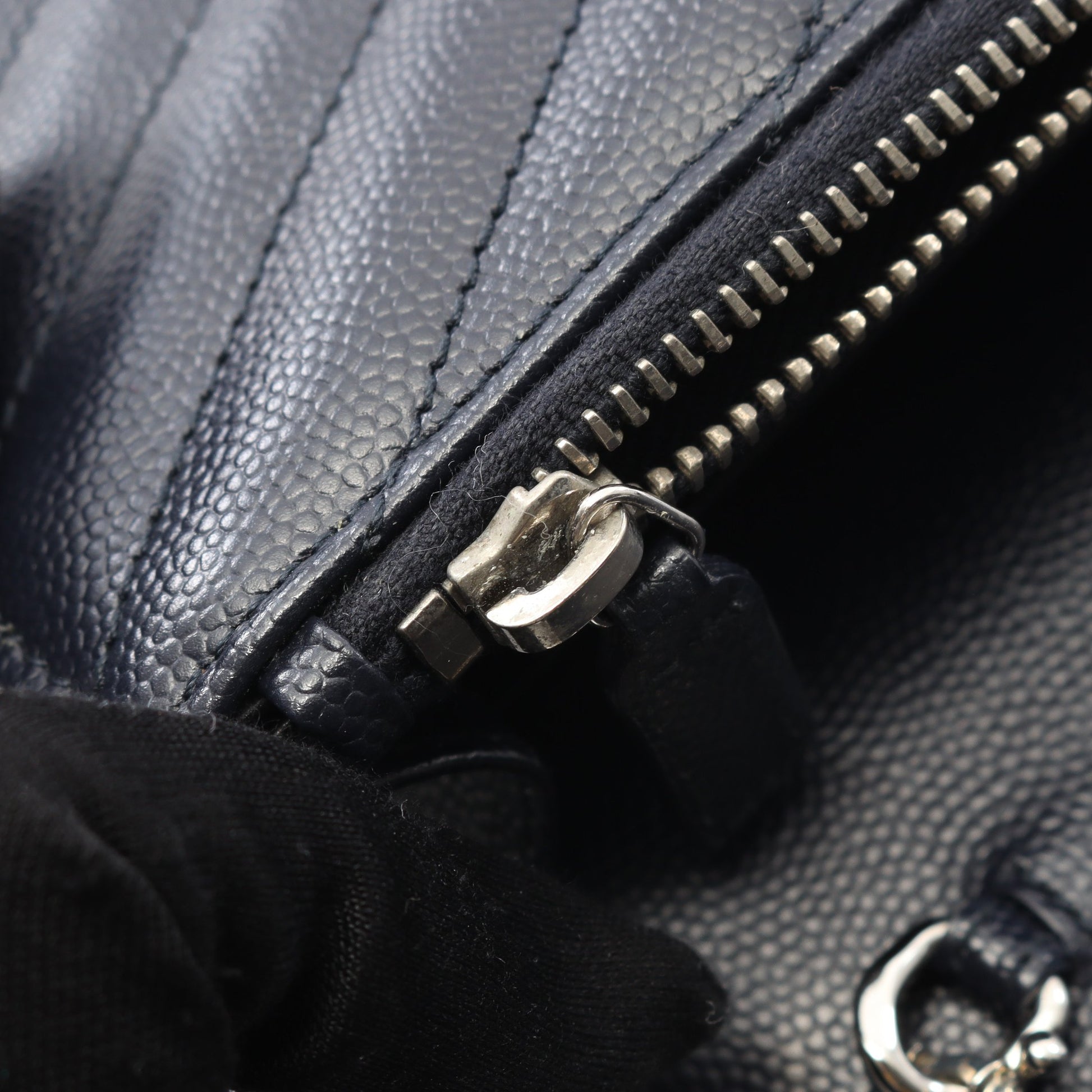 カサンドラ エンベロープ チェーンウォレット レザー ネイビー サンローランパリ バッグ SAINT LAURENT PARIS