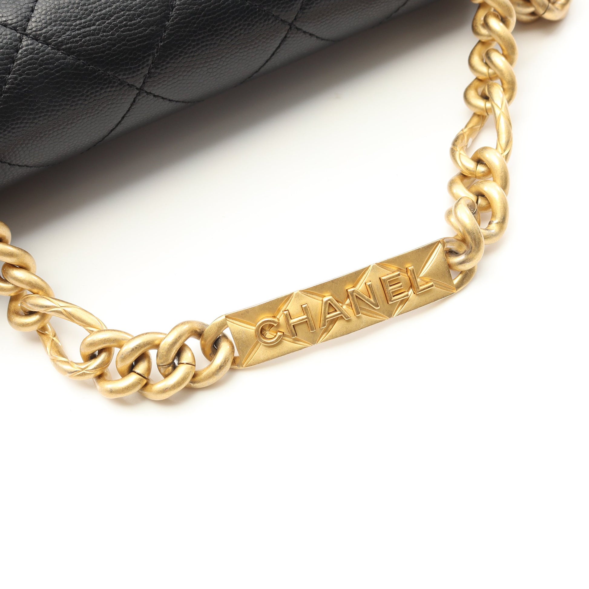 マトラッセ チェーンショルダーバッグ キャビアスキン ブラック ゴールド金具 2WAY シャネル バッグ CHANEL