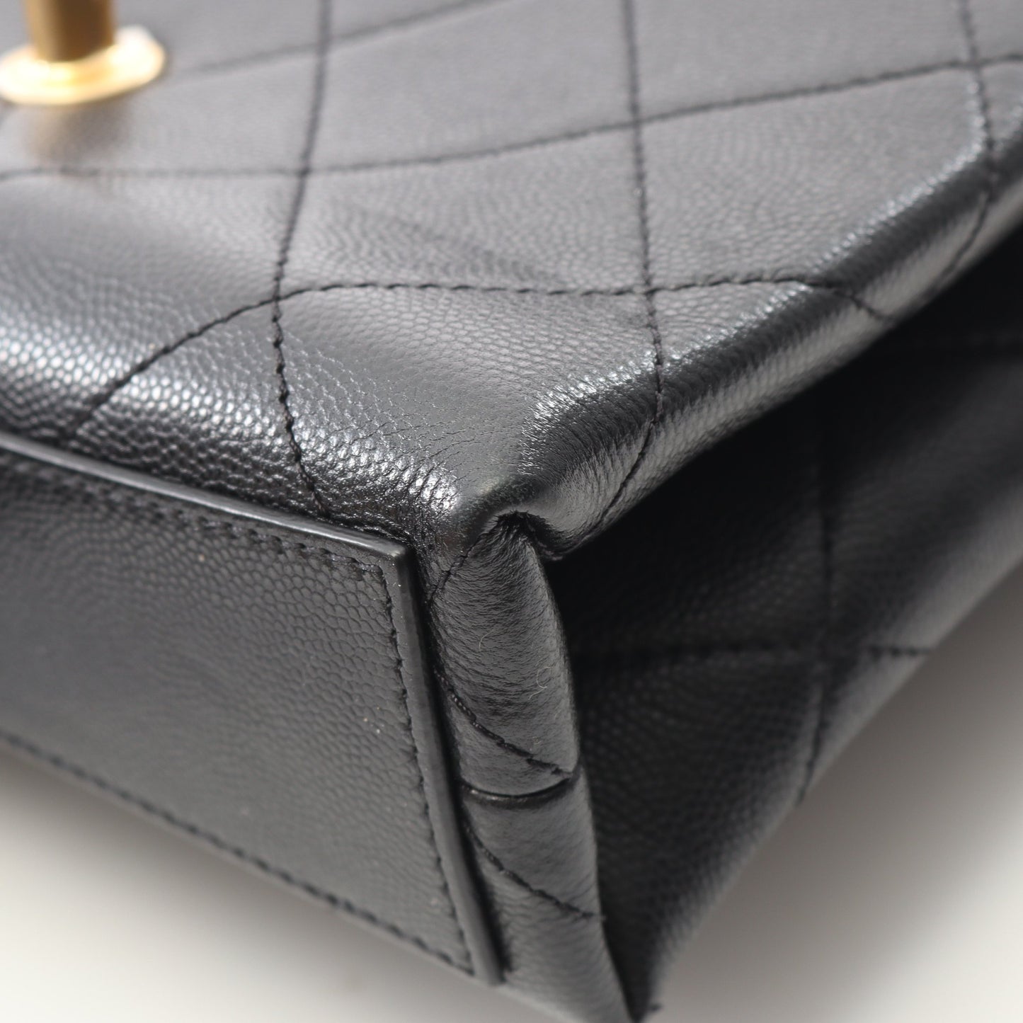 マトラッセ チェーンショルダーバッグ キャビアスキン ブラック ゴールド金具 2WAY シャネル バッグ CHANEL