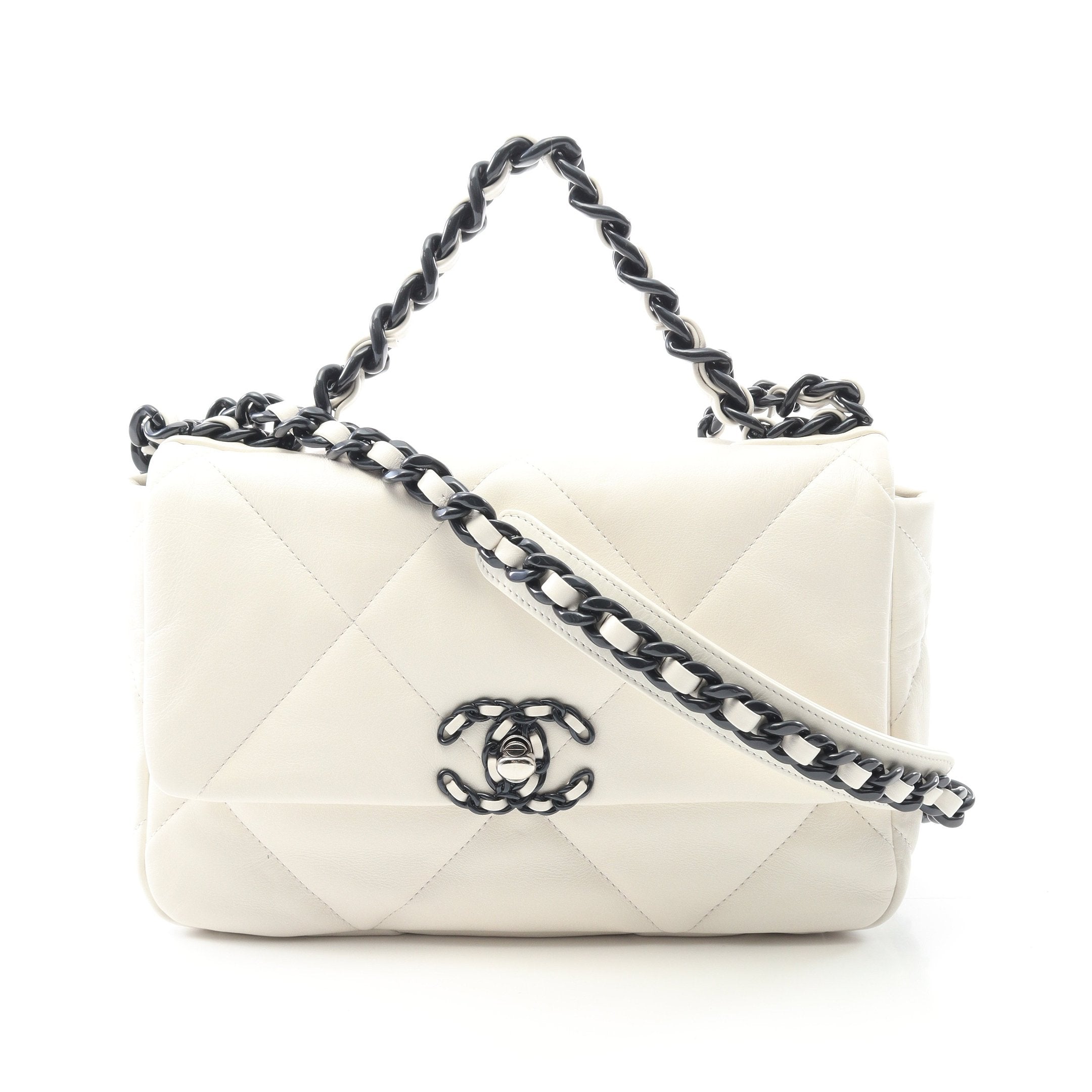 CHANEL シャネル ショルダーバッグ 19 ディズヌフ CHANEL（シャネル） ショルダーバッグ ディズヌフ マトラッセ CHANEL19