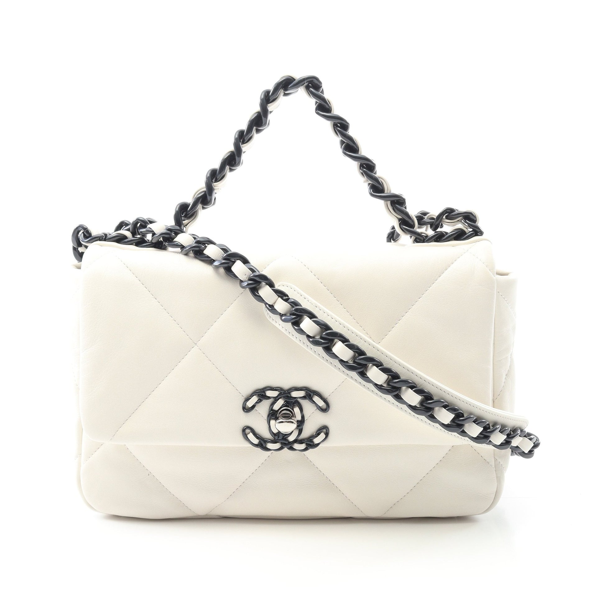 19 ディズヌフ マトラッセ チェーンショルダーバッグ ラムスキン ホワイト ブラック金具 シャネル バッグ CHANEL
