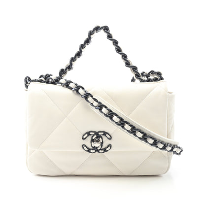 19 ディズヌフ マトラッセ チェーンショルダーバッグ ラムスキン ホワイト ブラック金具 シャネル バッグ CHANEL
