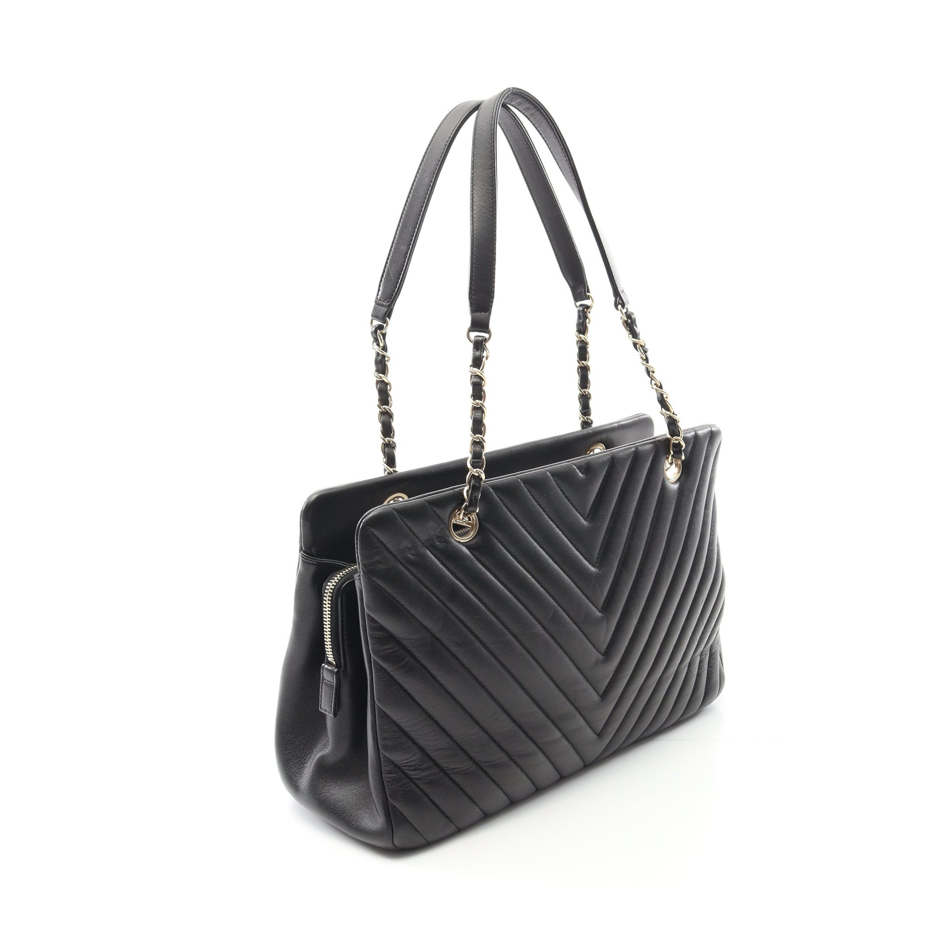 Vステッチ シェブロン チェーンショルダーバッグ チェーントートバッグ ラムスキン ブラック ゴールド金具 シャネル バッグ CHANEL