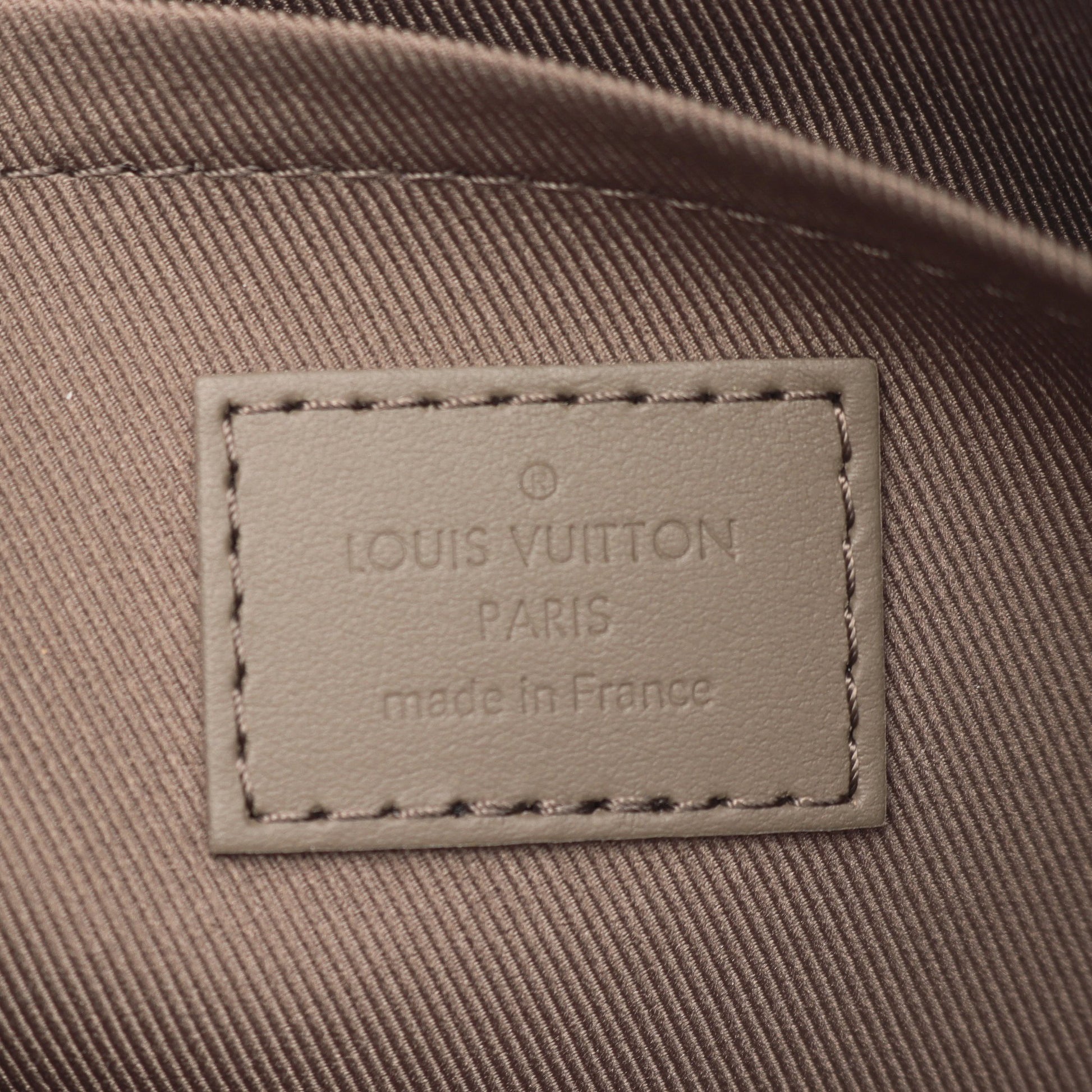 ファストライン メッセンジャー LVアエログラム ショルダーバッグ レザー ダークブラウン ルイヴィトン バッグ LOUIS VUITTON