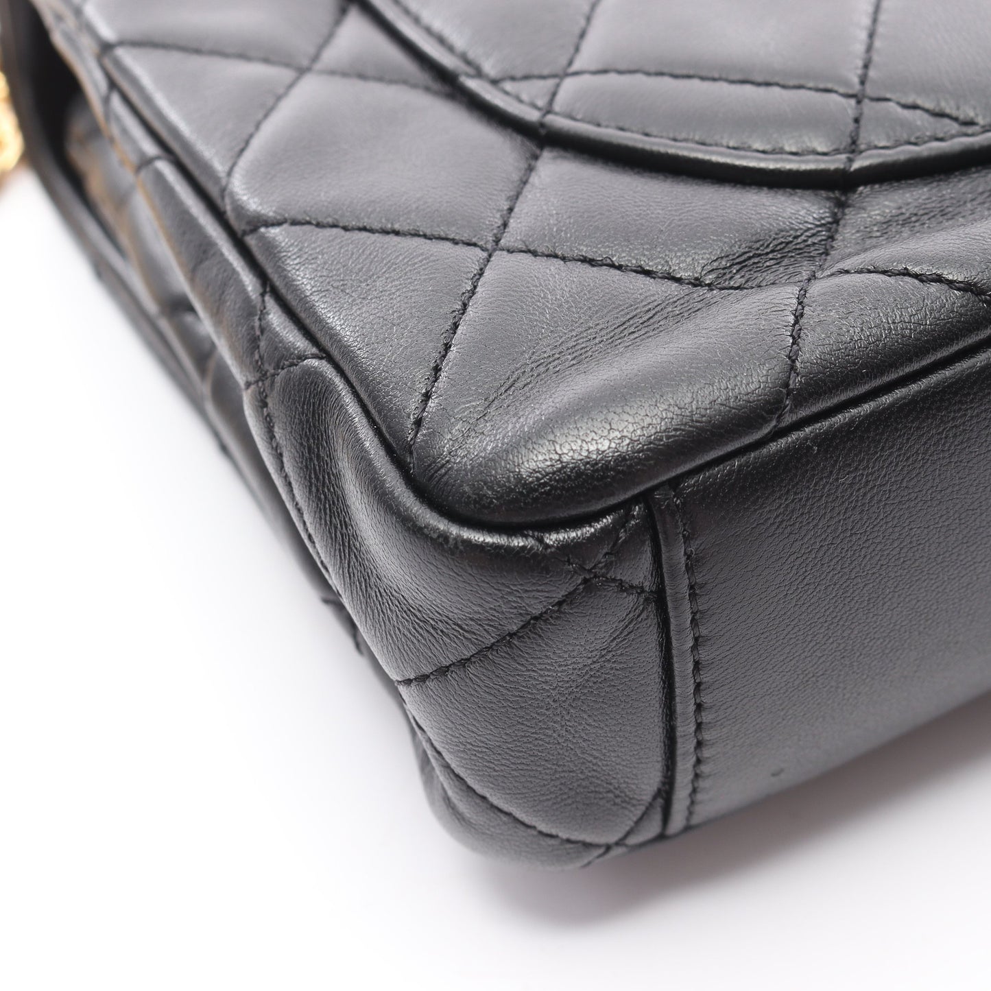 マトラッセ チェーンショルダーバッグ ラムスキン ブラック ゴールド金具 シャネル バッグ CHANEL