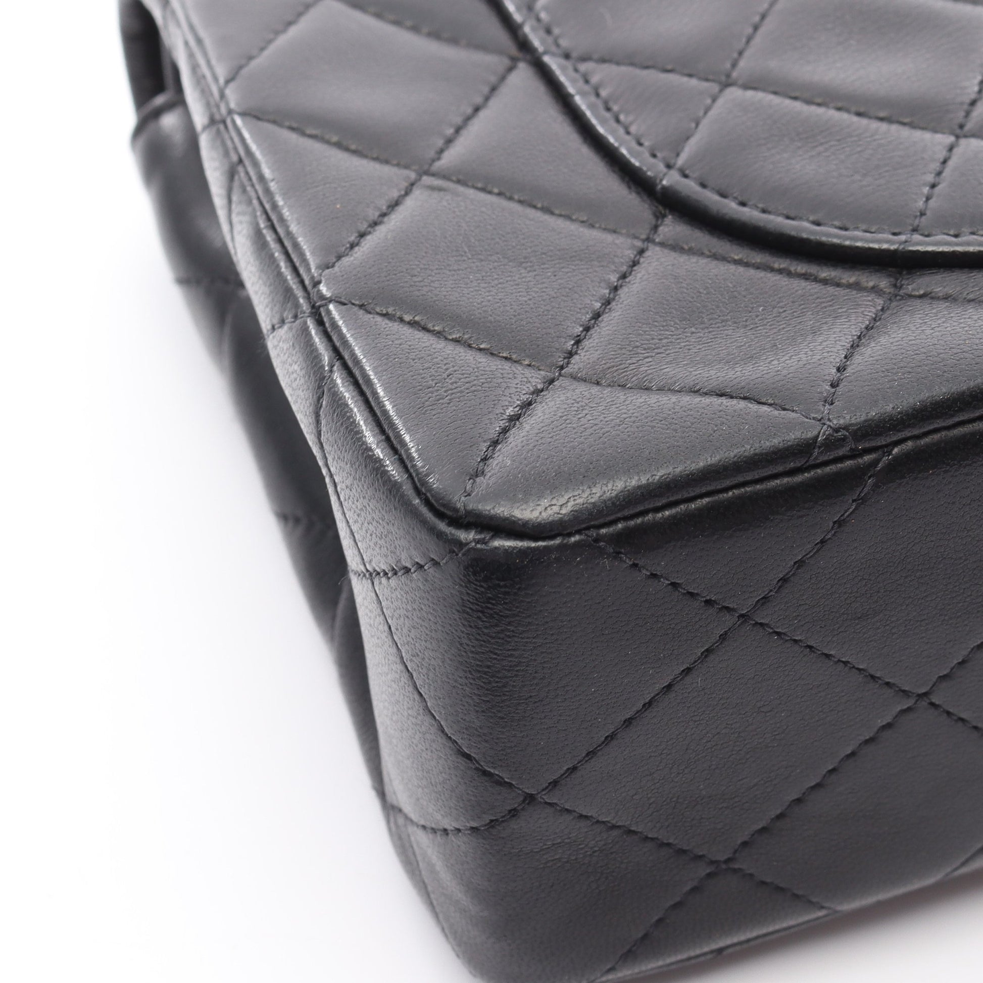 マトラッセ Wフラップ Wチェーンショルダーバッグ ラムスキン ブラック ゴールド金具 シャネル バッグ CHANEL