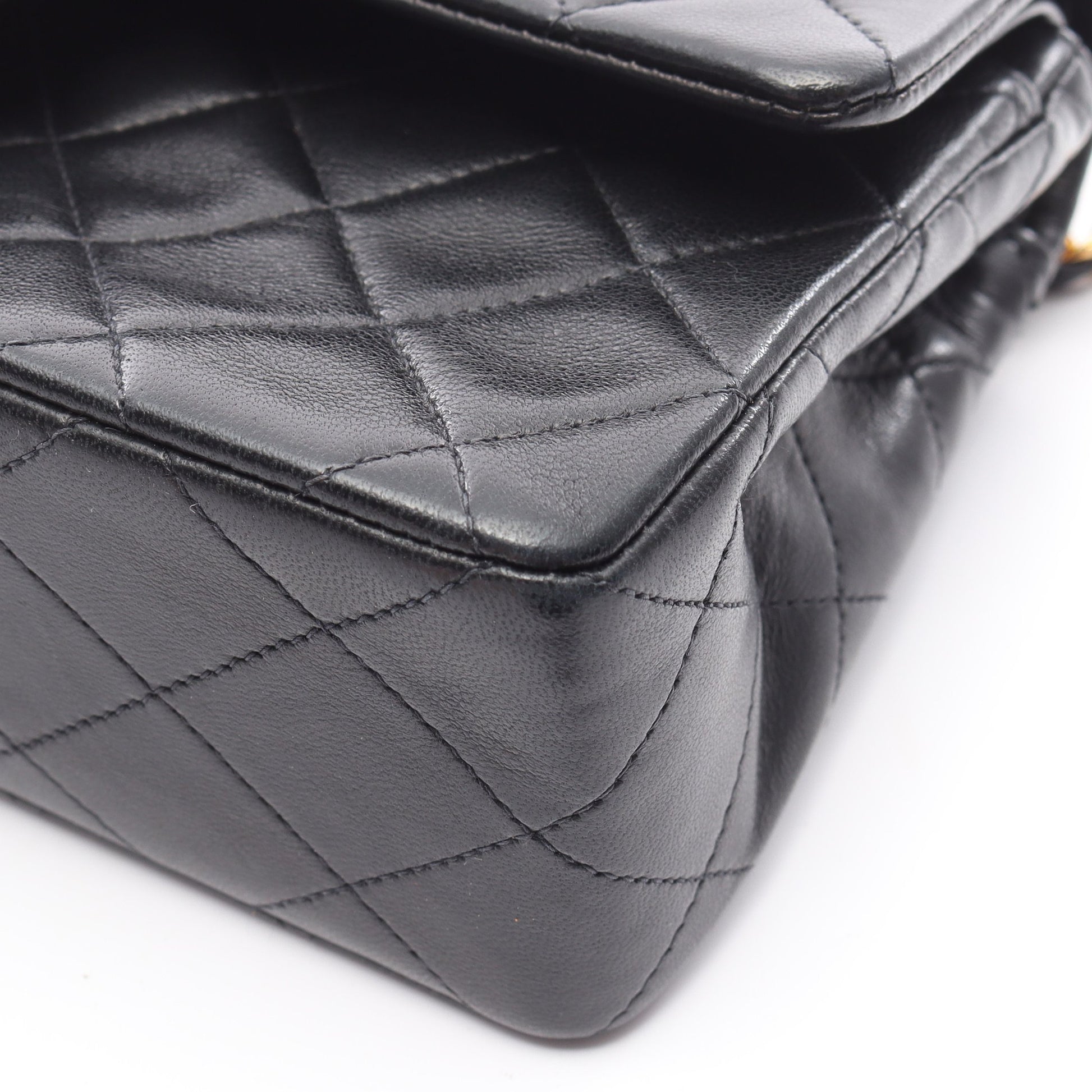 マトラッセ Wフラップ Wチェーンショルダーバッグ ラムスキン ブラック ゴールド金具 シャネル バッグ CHANEL