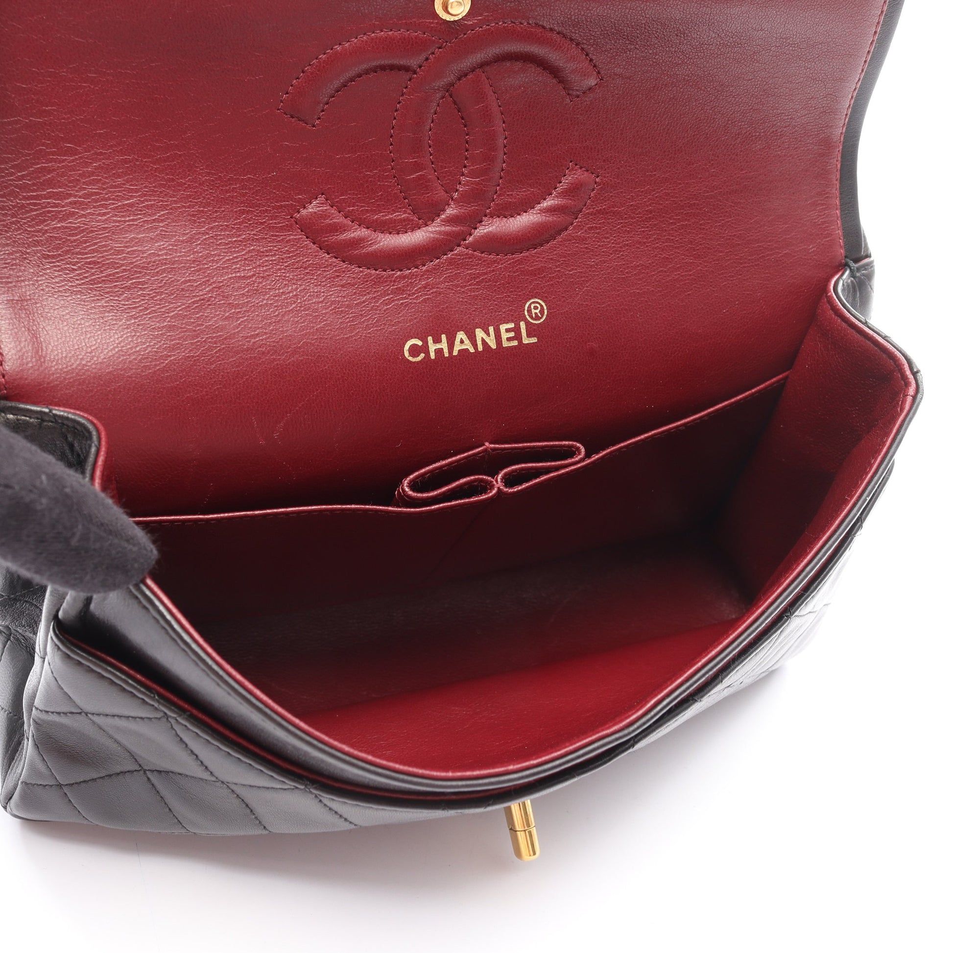 マトラッセ Wフラップ Wチェーンショルダーバッグ ラムスキン ブラック ゴールド金具 シャネル バッグ CHANEL