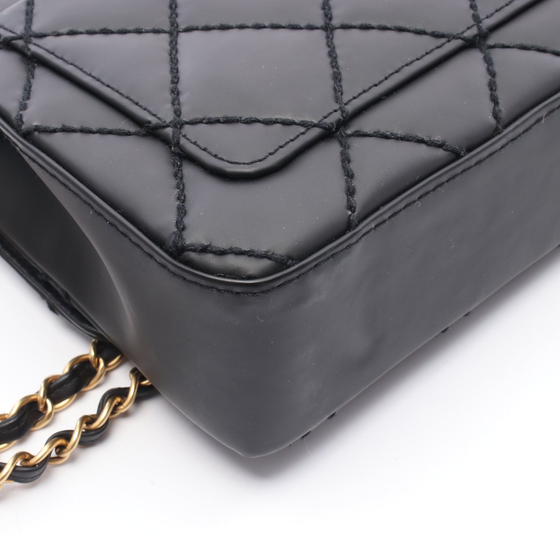 ワイルドステッチ Wチェーンショルダーバッグ レザー ブラック ゴールド金具 シャネル バッグ CHANEL