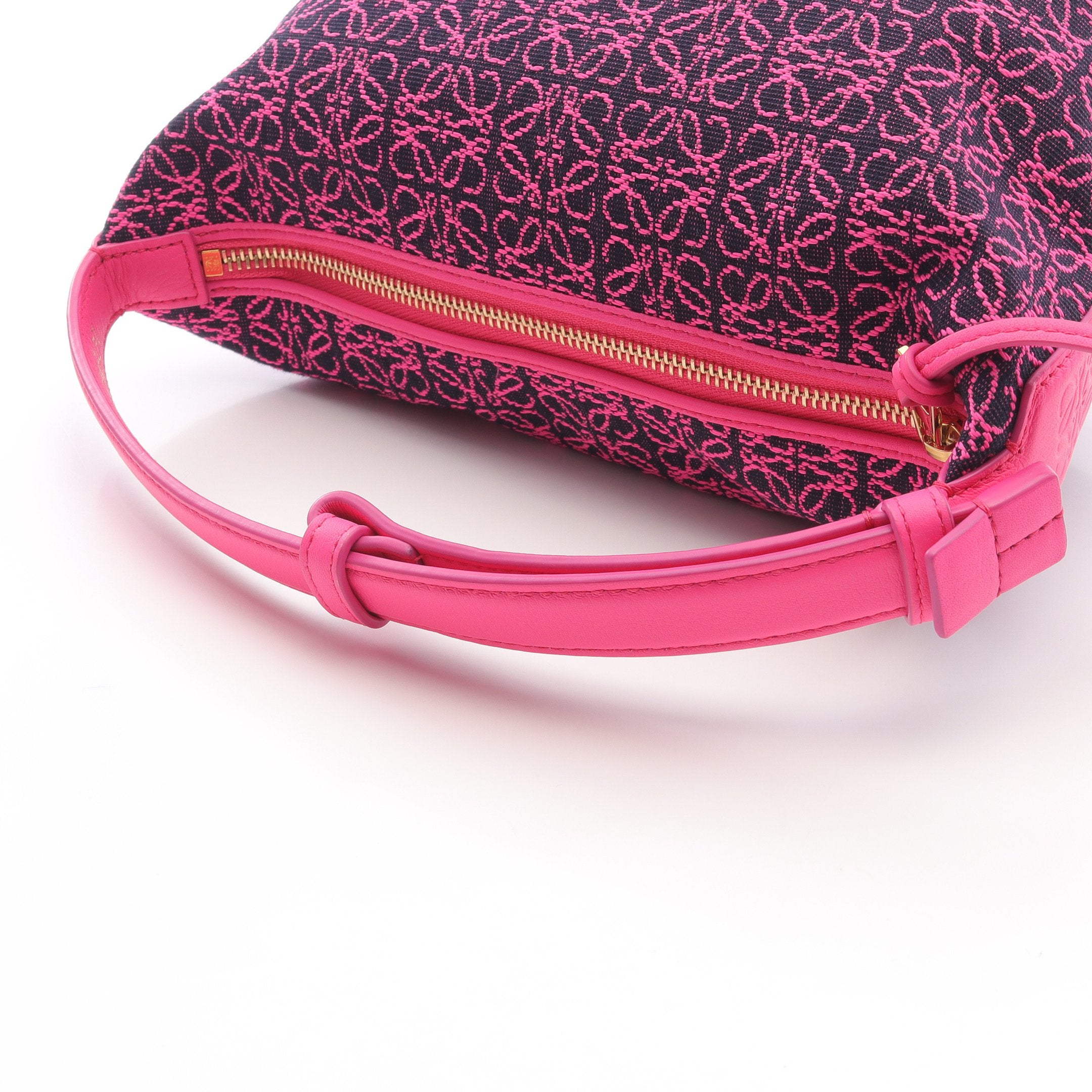 LOEWE ロエベ キュービィバッグ アナグラムバッグ 鞄 イタリア正規品 A906K68X16 2426 新品 ロエベ LOEWE アナグラム キュービィ ハンドバッグ バッグ