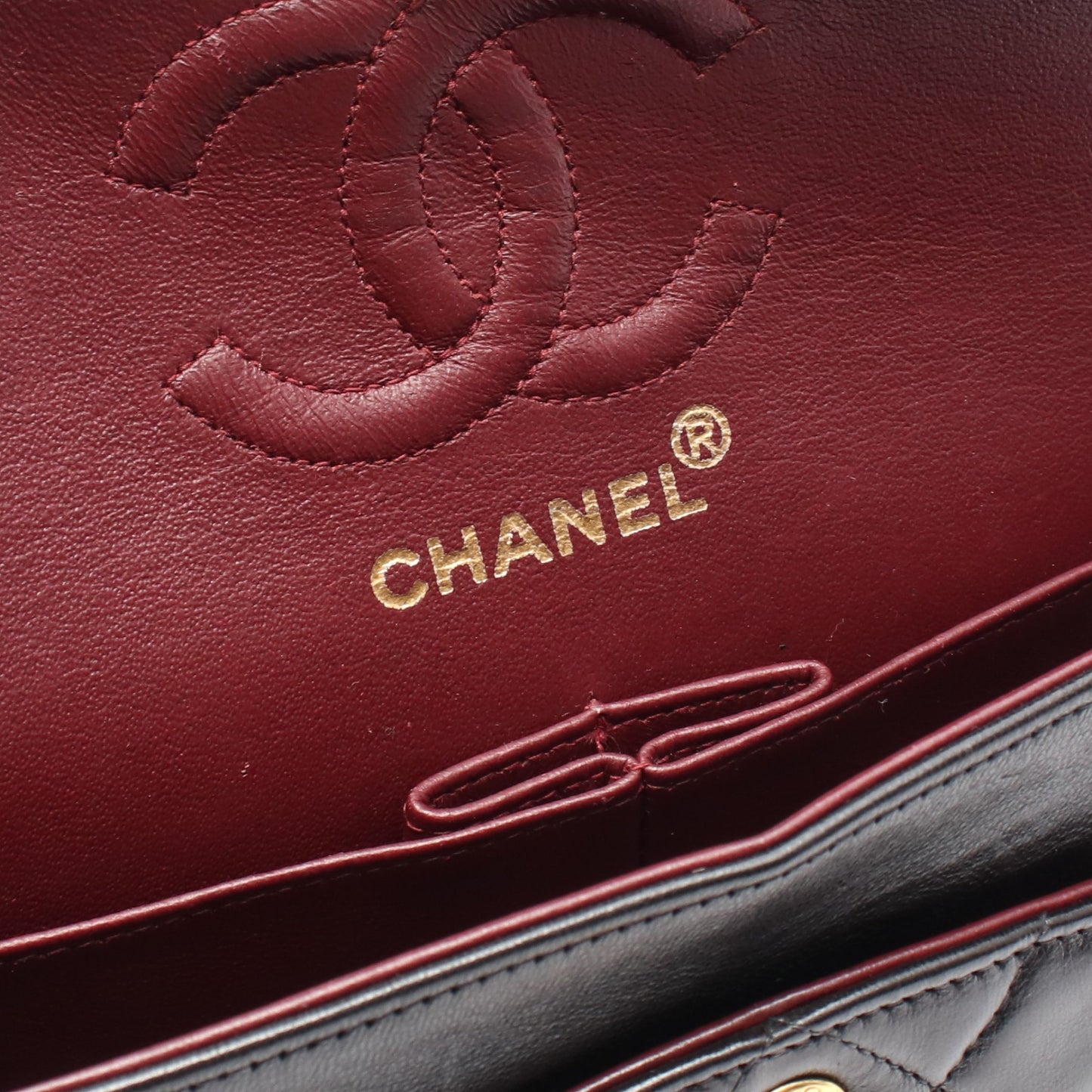 マトラッセ Wフラップ Wチェーンショルダーバッグ ラムスキン ブラック ゴールド金具 シャネル バッグ CHANEL