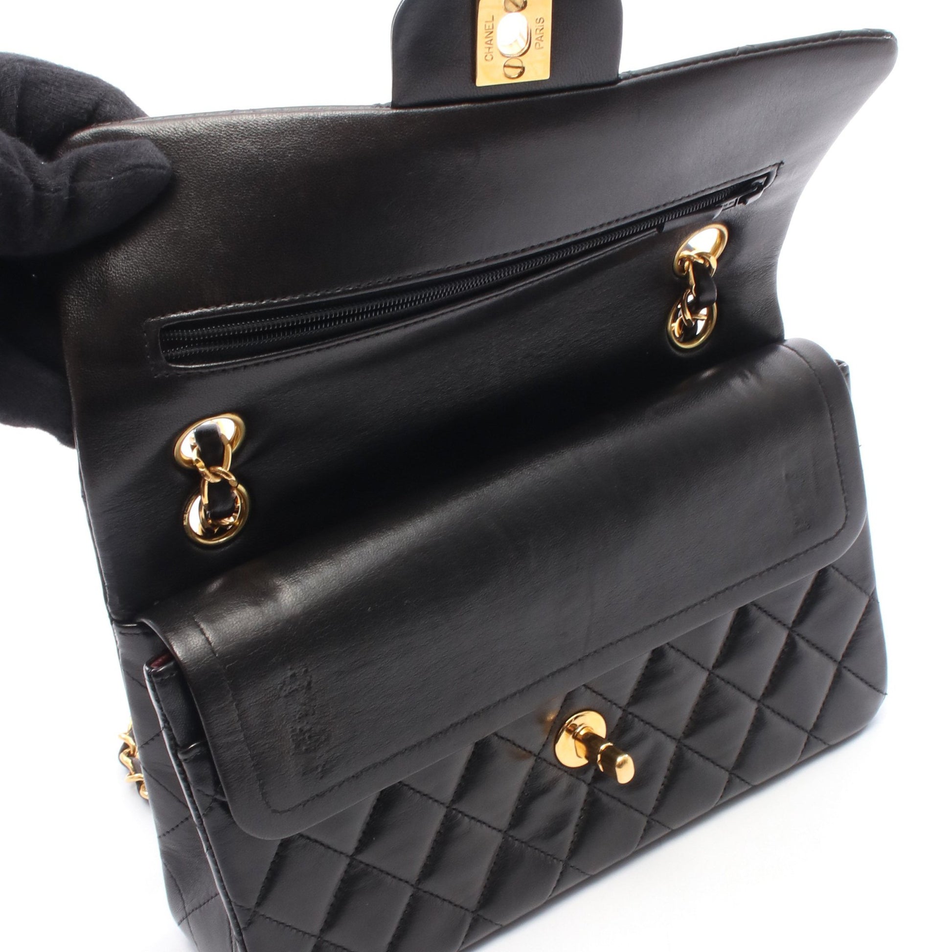 マトラッセ Wフラップ Wチェーンショルダーバッグ ラムスキン ブラック ゴールド金具 シャネル バッグ CHANEL