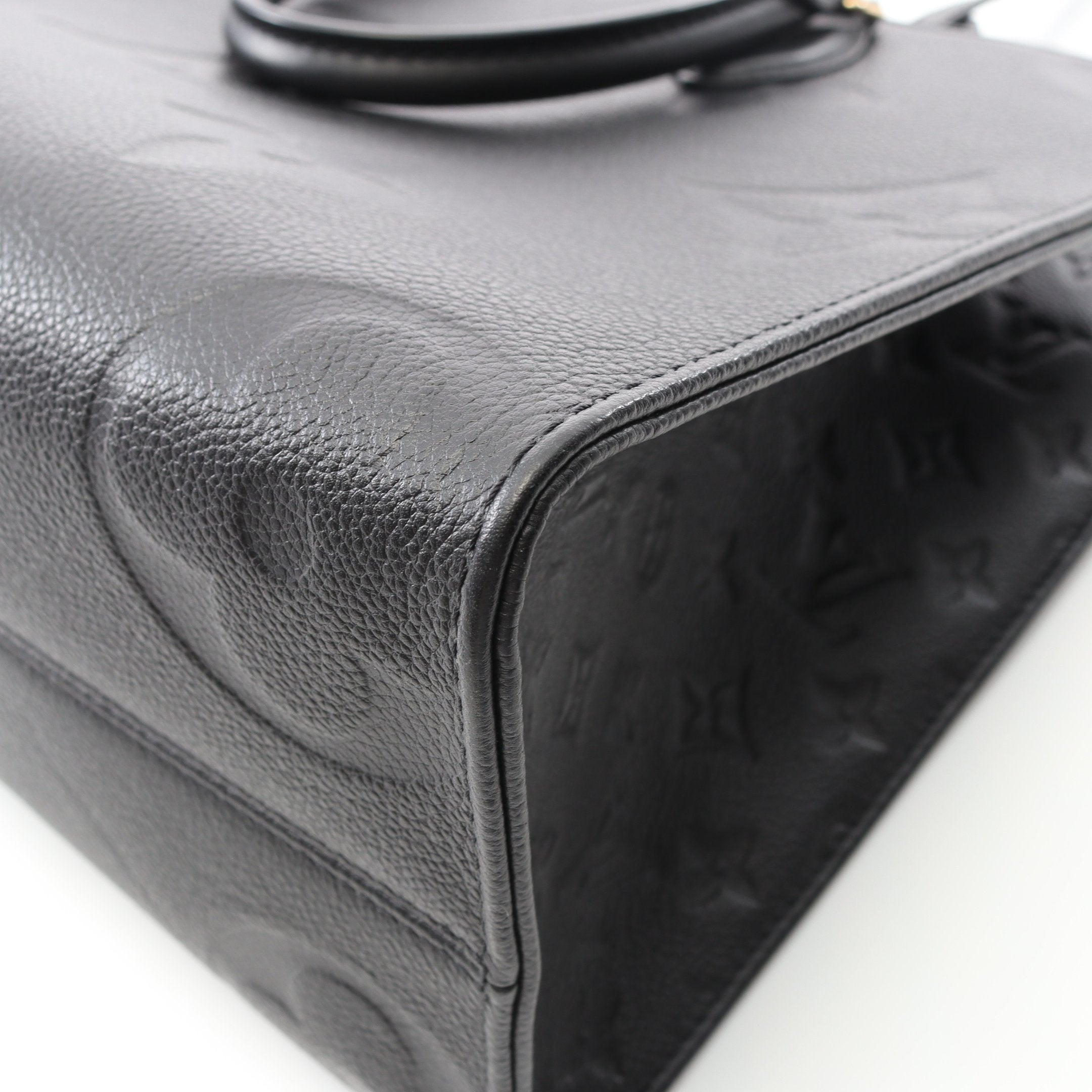 オンザゴーMM モノグラムアンプラント ノワール ショルダーバッグ