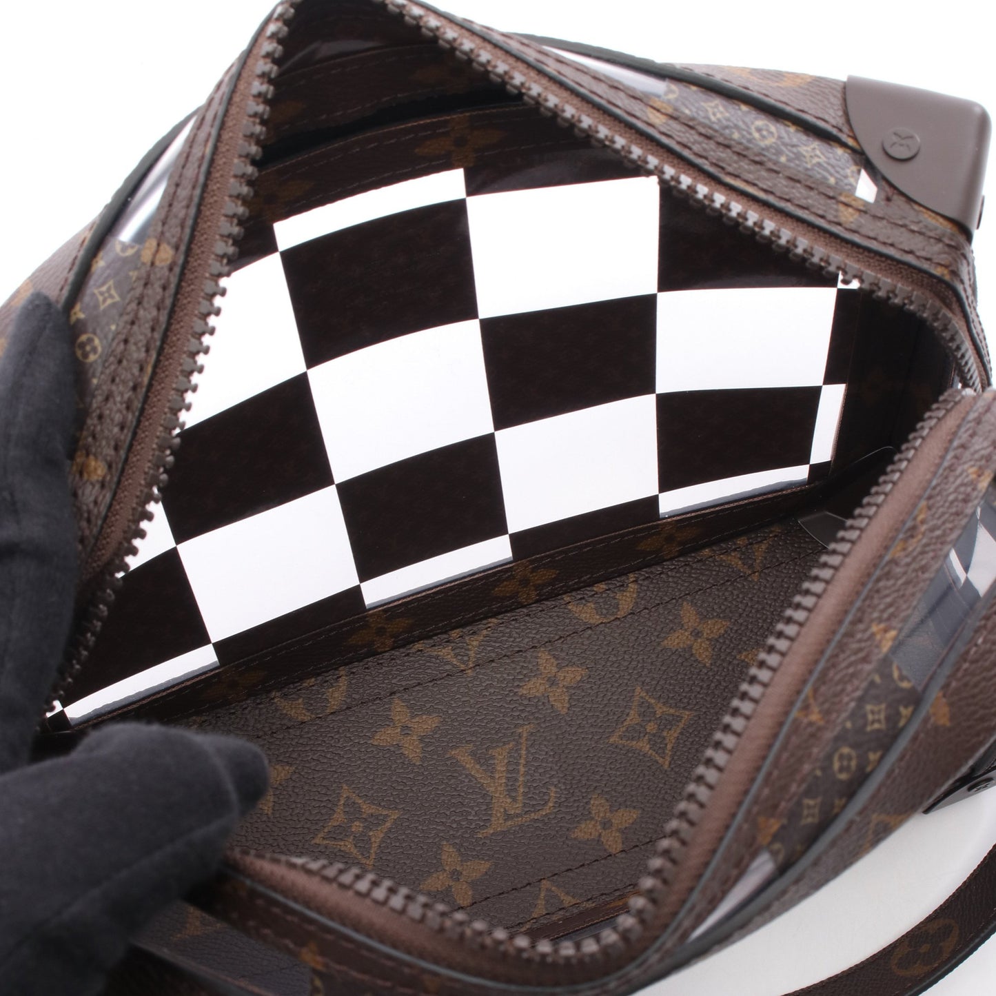 スリムソフトトランク モノグラムチェス ショルダーバッグ PVC ブラウン ルイヴィトン バッグ LOUIS VUITTON