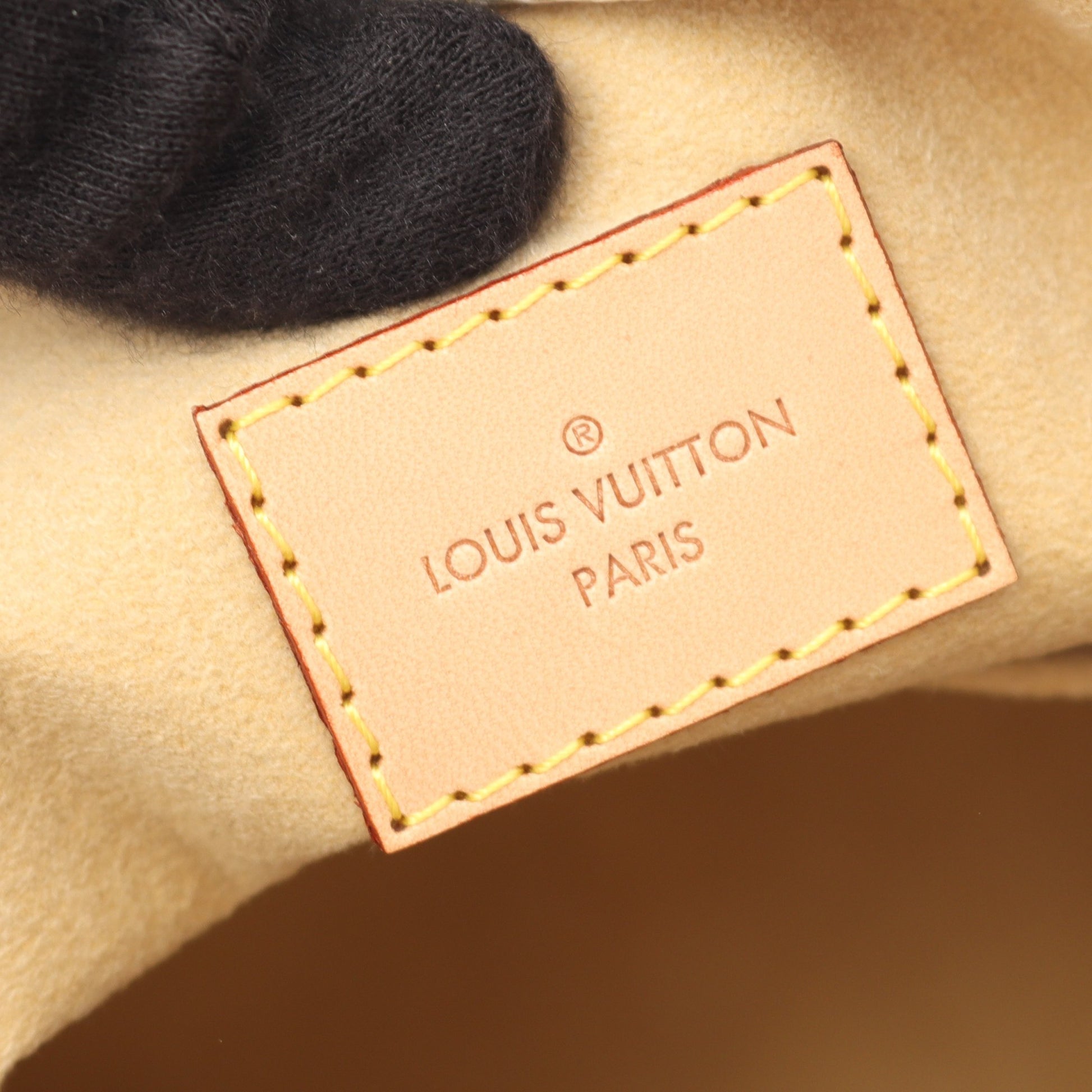 アーツィーMM ダミエアズール ショルダーバッグ PVC レザー ホワイト ルイヴィトン バッグ LOUIS VUITTON