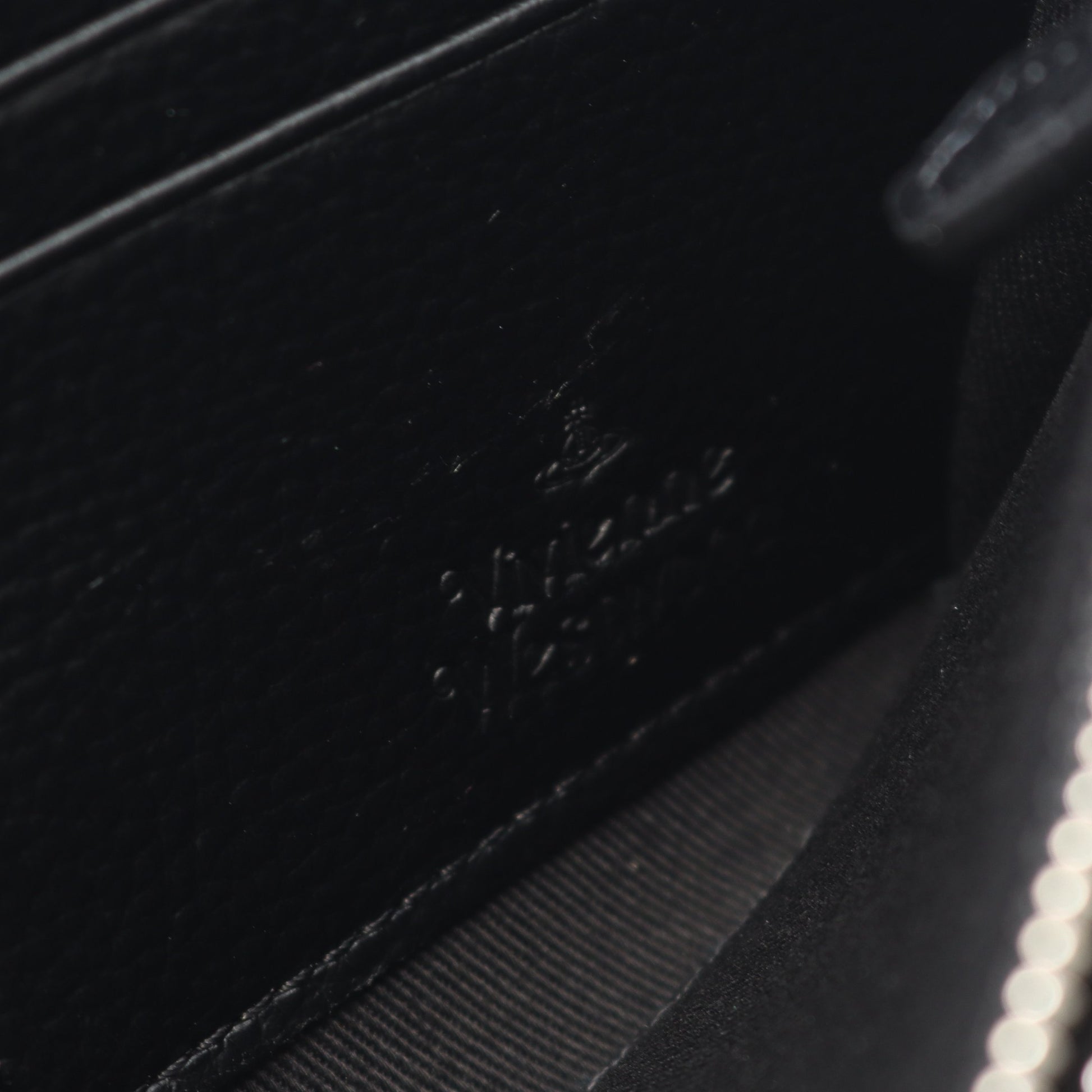 CLASSIC ZIP ROUND WALLET ラウンドファスナー長財布 レザー ブラック  