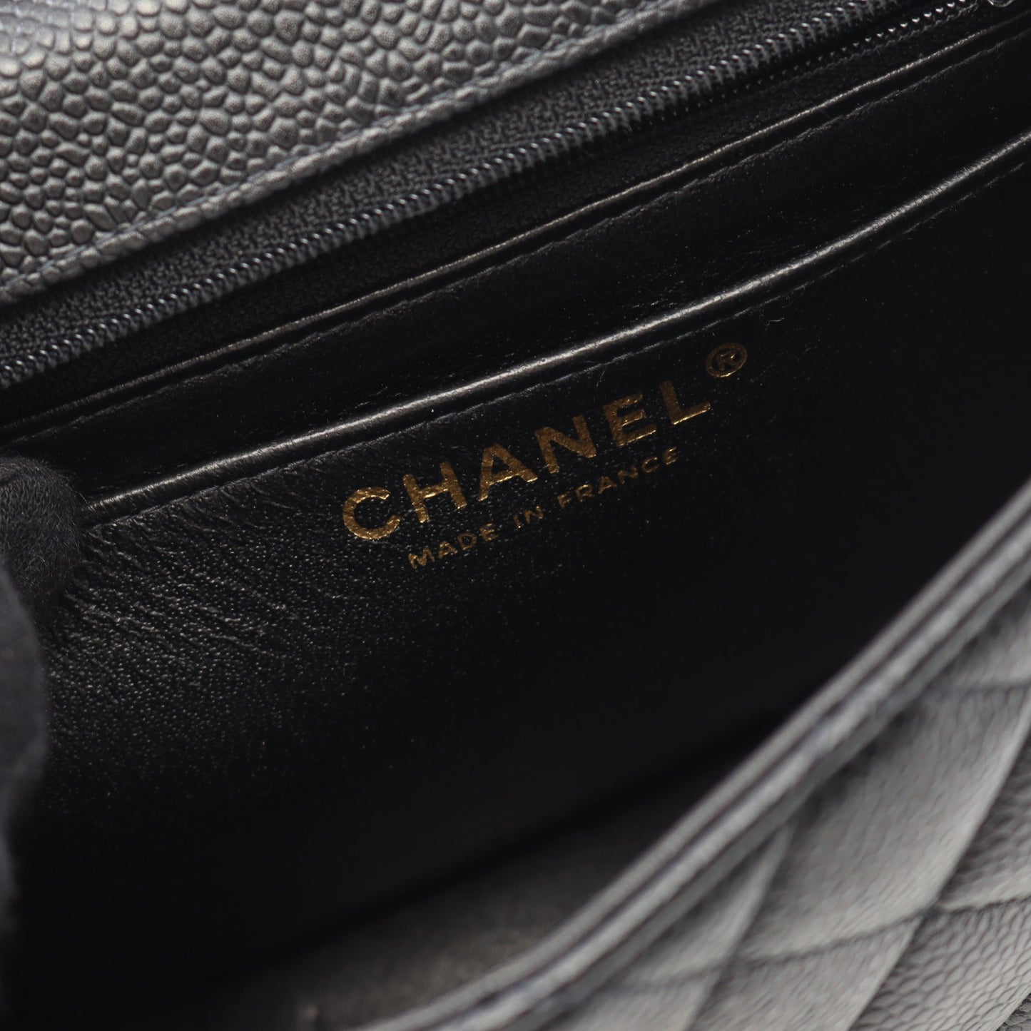 ミニマトラッセ チェーンショルダーバッグ キャビアスキン ブラック ゴールド金具 シャネル バッグ CHANEL