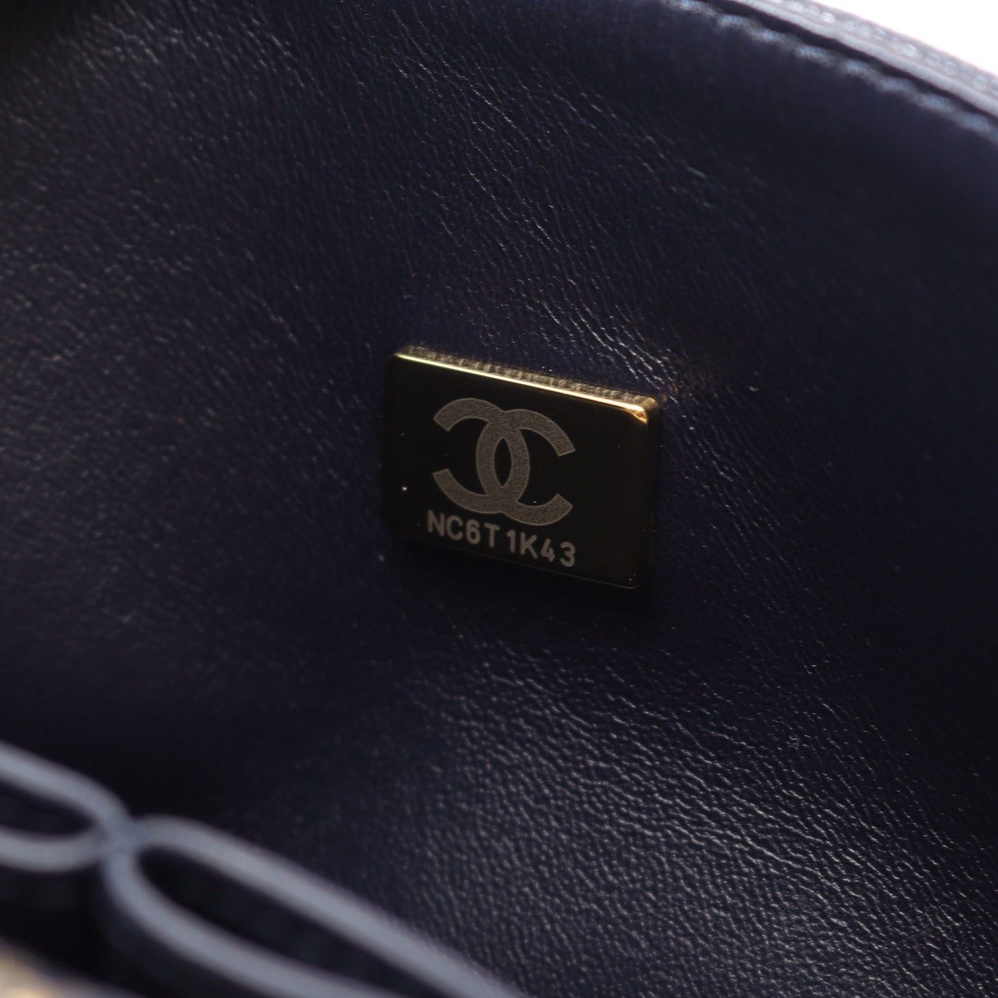 マトラッセ Wフラップ Wチェーンショルダーバッグ キャビアスキン ネイビー ゴールド金具 シャネル バッグ CHANEL