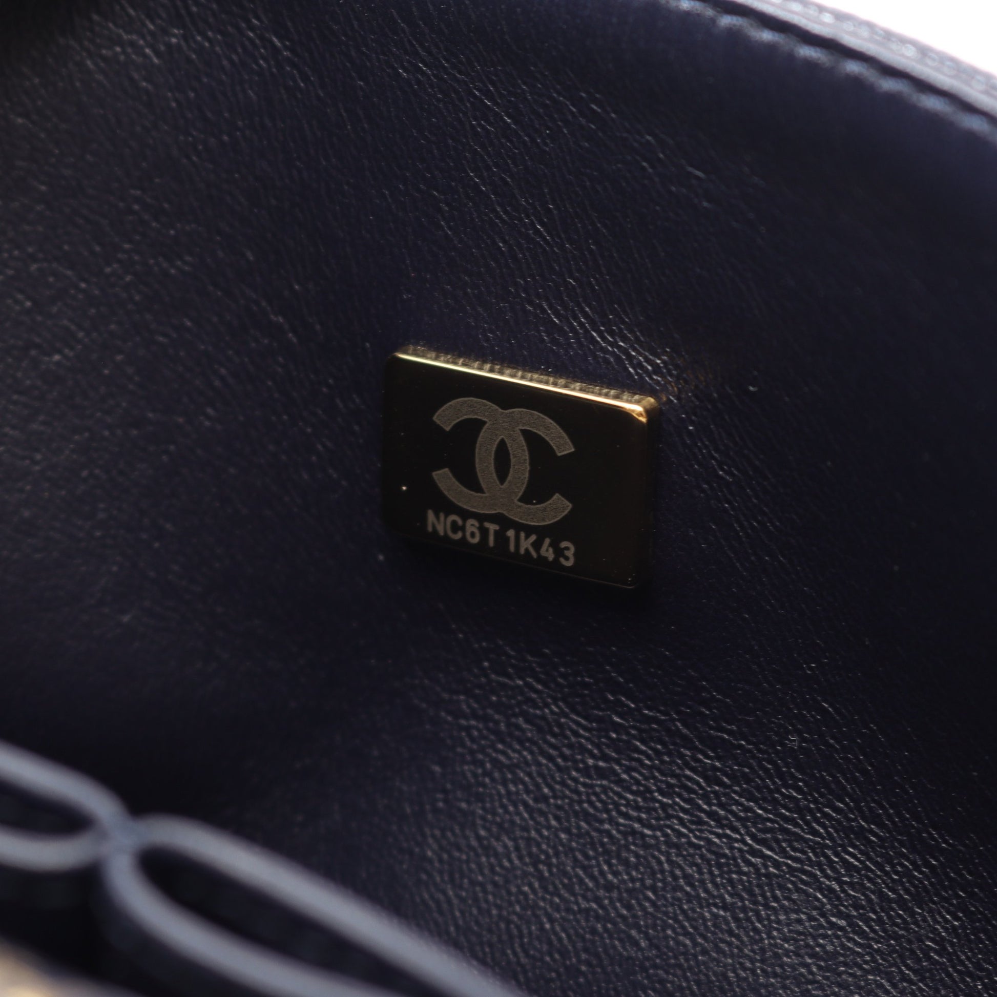 マトラッセ Wフラップ Wチェーンショルダーバッグ キャビアスキン ネイビー ゴールド金具 シャネル バッグ CHANEL