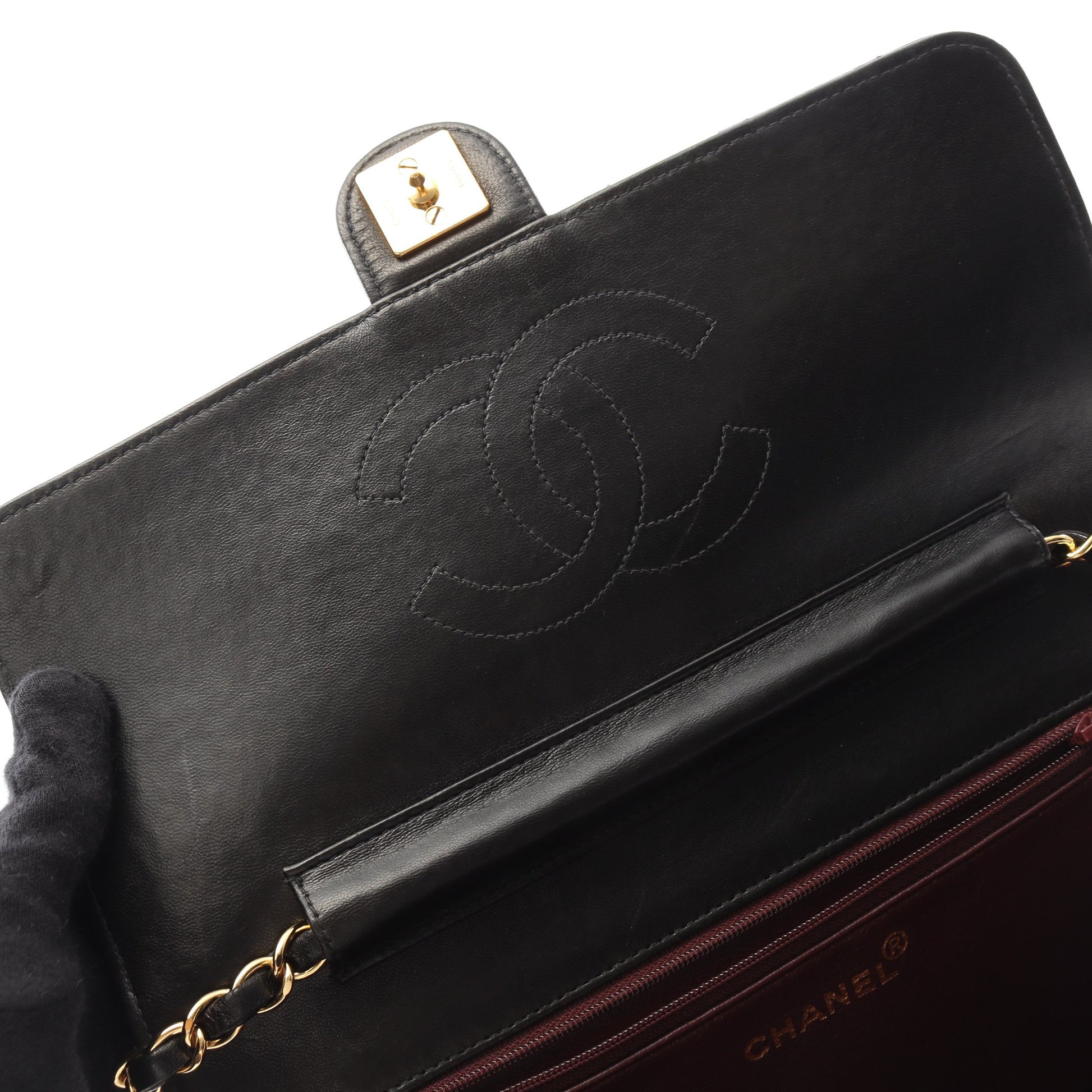 マトラッセ チェーンショルダーバッグ ラムスキン ブラック ゴールド金具 プッシュロック シャネル バッグ CHANEL