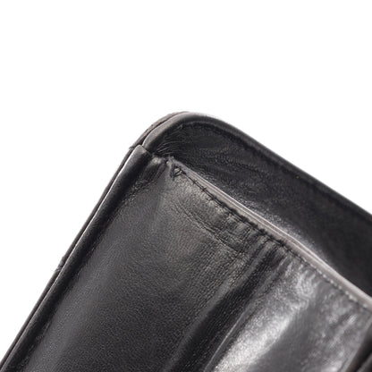 マトラッセ シングルフラップ チェーンショルダーバッグ ラムスキン ブラック ゴールド金具 プッシュロック シャネル バッグ CHANEL