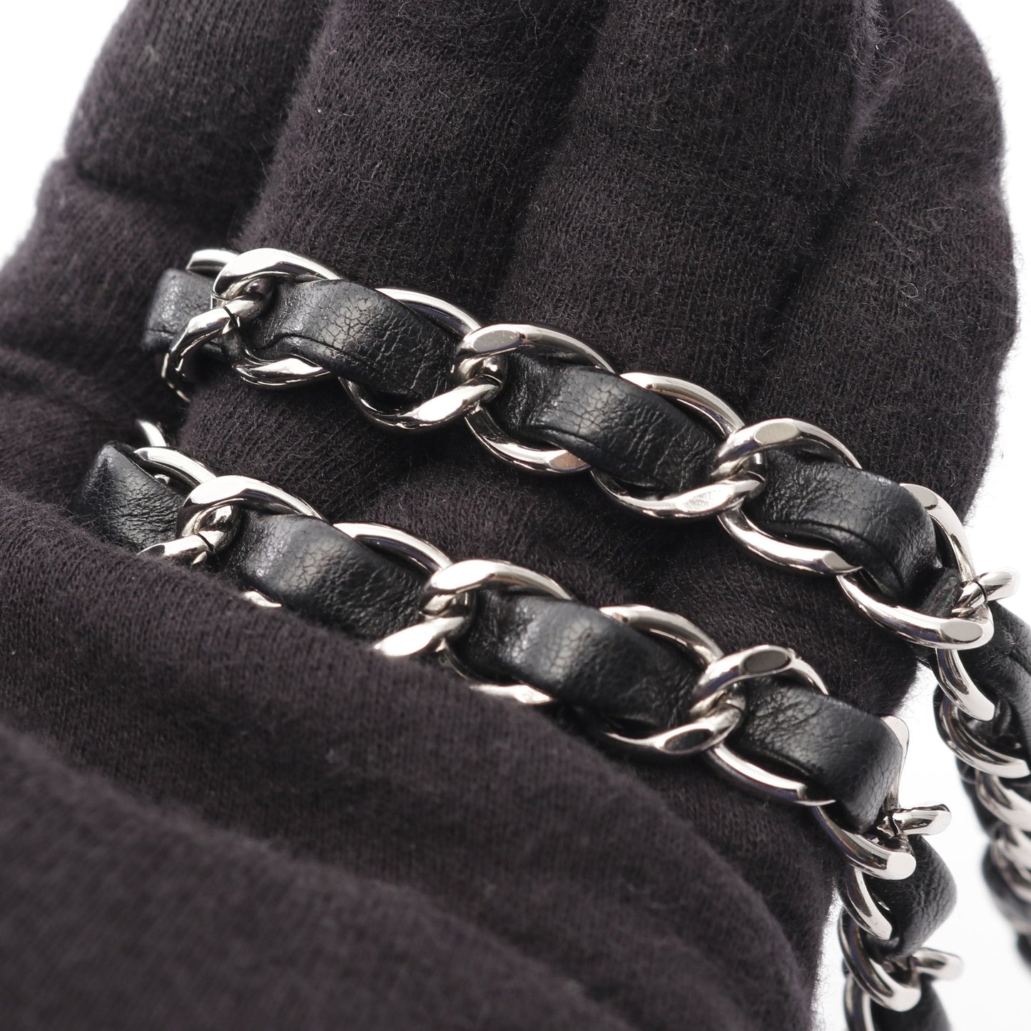 マトラッセ Wフラップ Wチェーンショルダーバッグ ラムスキン ブラック シルバー金具 シャネル バッグ CHANEL