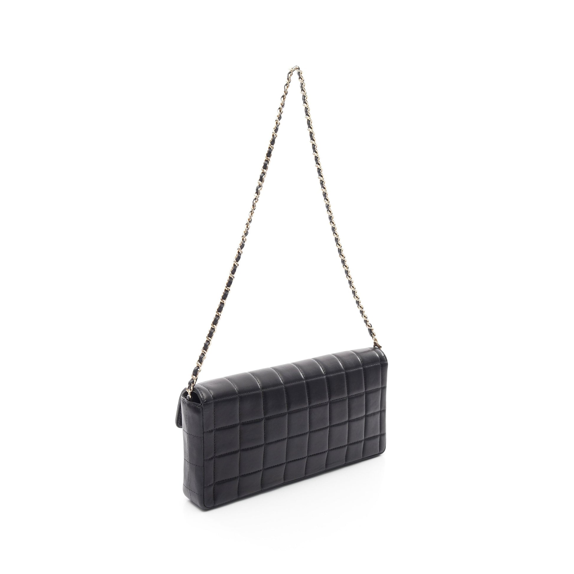 チョコバー チェーンショルダーバッグ ラムスキン ブラック ゴールド金具 シャネル バッグ CHANEL