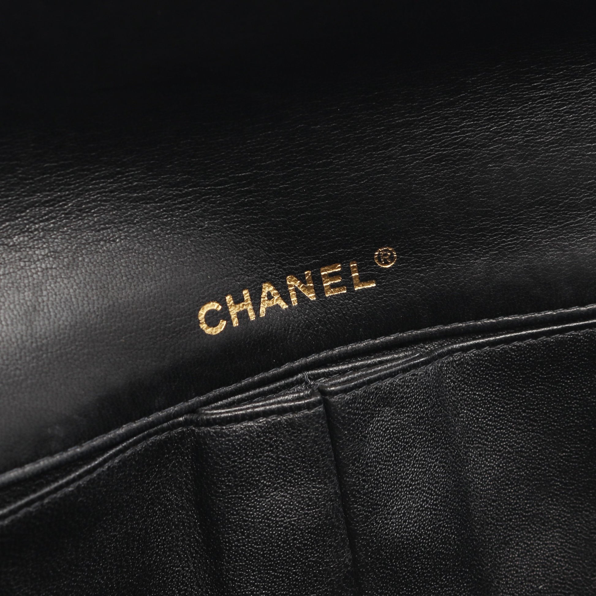 チョコバー チェーンショルダーバッグ ラムスキン ブラック ゴールド金具 シャネル バッグ CHANEL