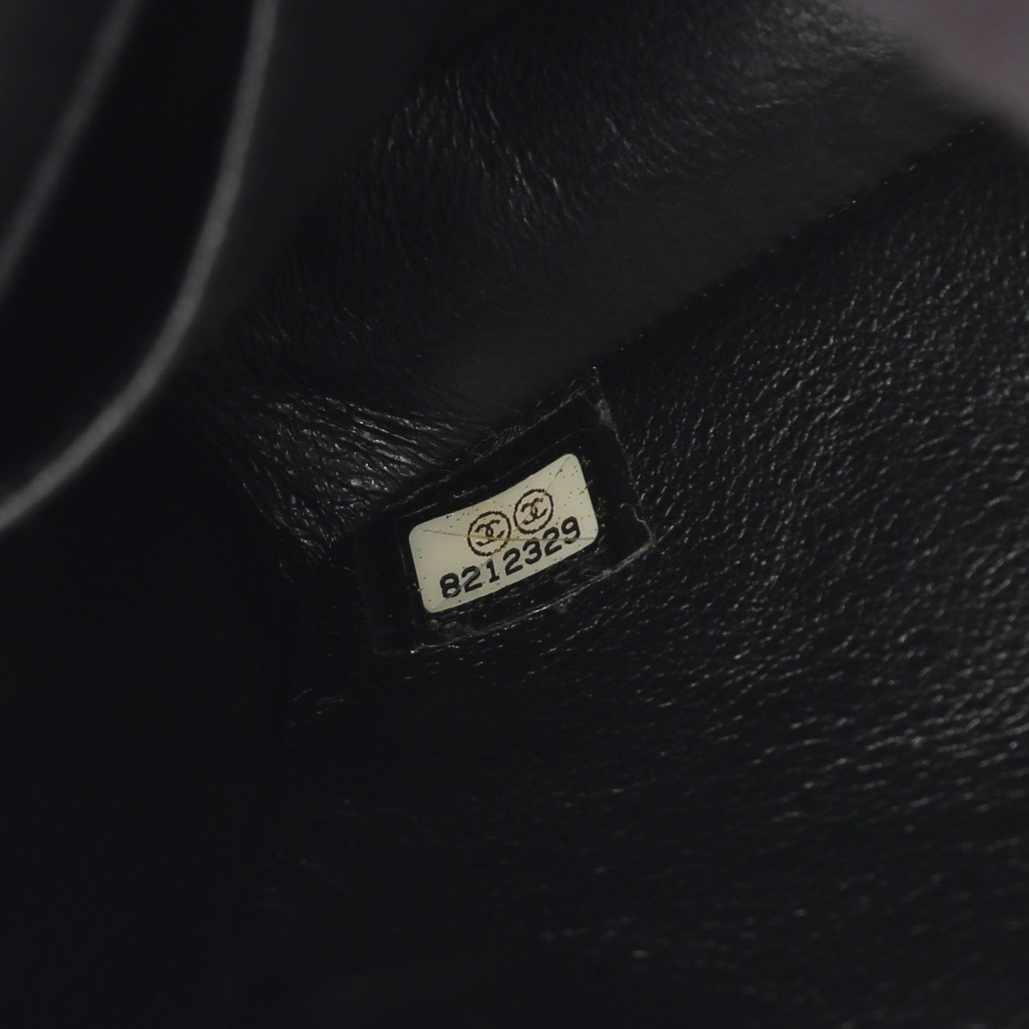 チョコバー チェーンショルダーバッグ ラムスキン ブラック ゴールド金具 シャネル バッグ CHANEL