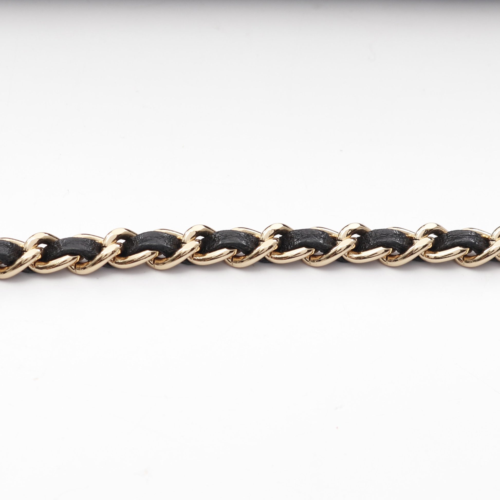チョコバー チェーンショルダーバッグ ラムスキン ブラック ゴールド金具 シャネル バッグ CHANEL