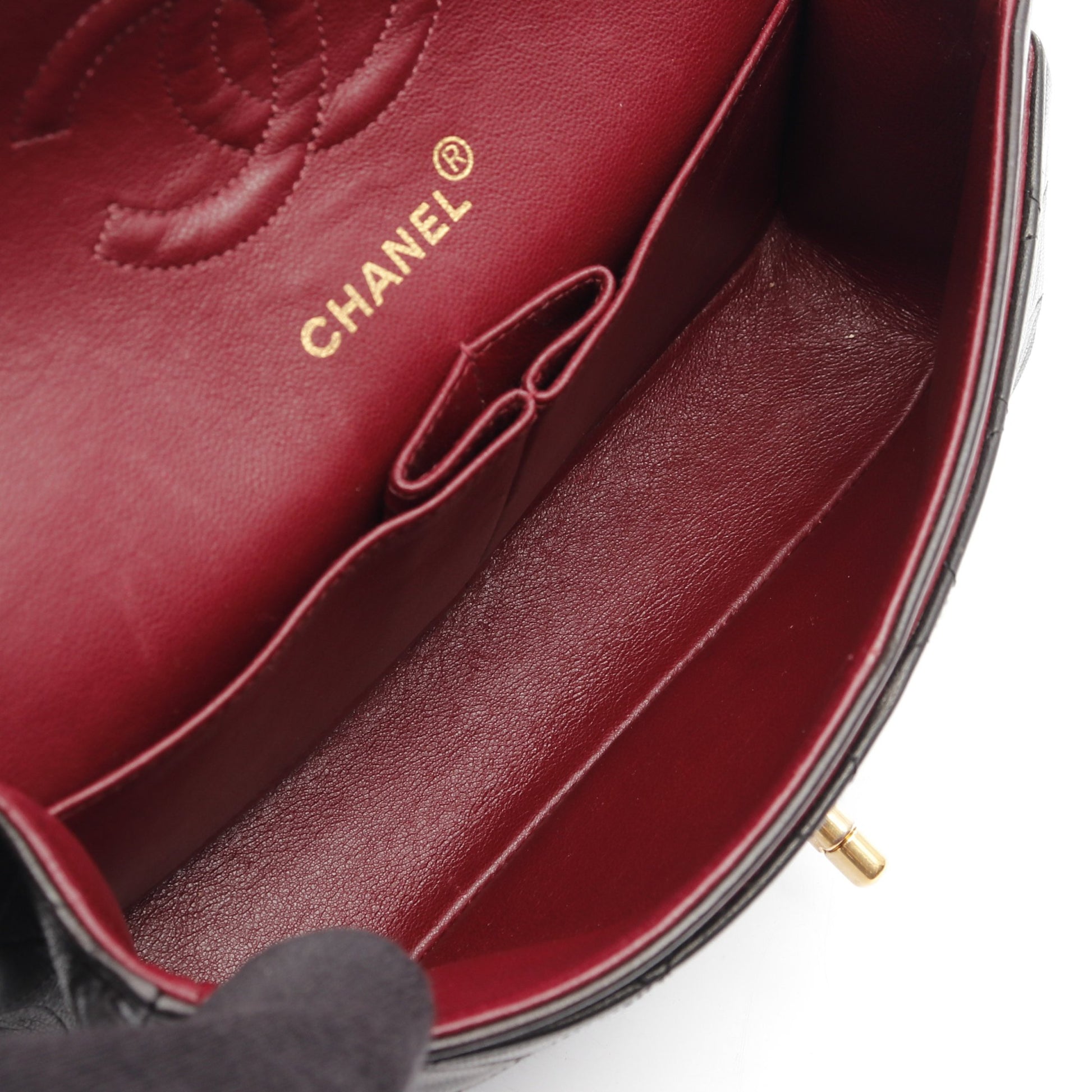 マトラッセ Wフラップ Wチェーンショルダーバッグ ラムスキン ブラック ゴールド金具 シャネル バッグ CHANEL