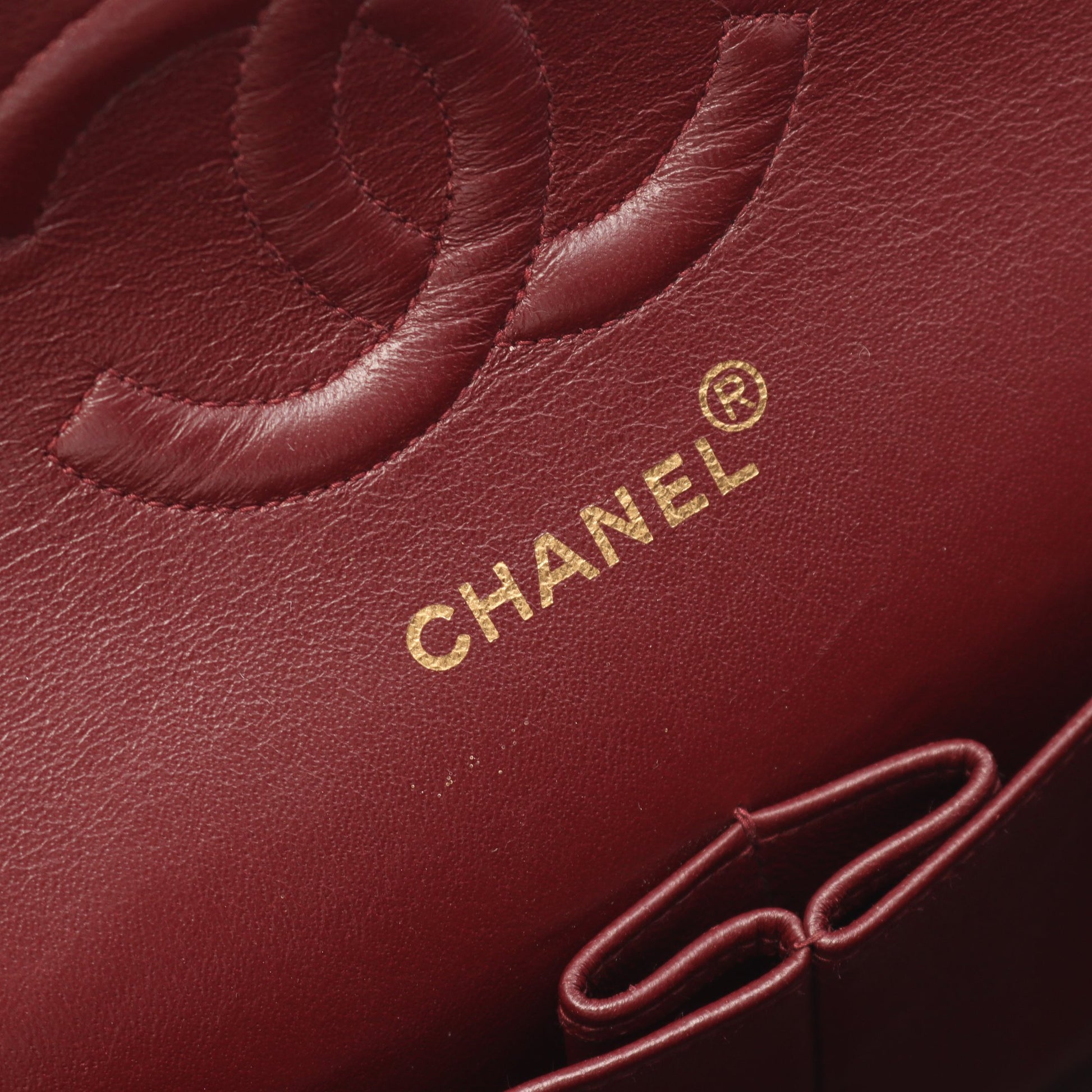 マトラッセ Wフラップ Wチェーンショルダーバッグ ラムスキン ブラック ゴールド金具 シャネル バッグ CHANEL