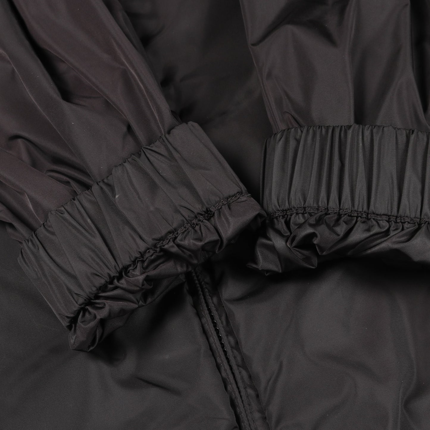 CECILE ジップアップバーガー ナイロンジャケット ナイロン ブラック モンクレール アウター MONCLER