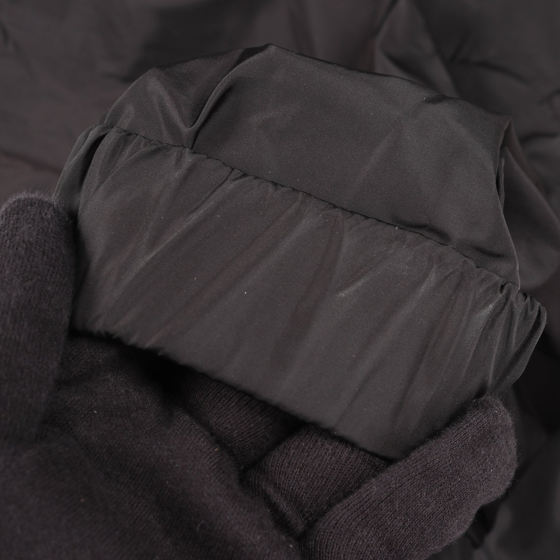 CECILE ジップアップバーガー ナイロンジャケット ナイロン ブラック モンクレール アウター MONCLER