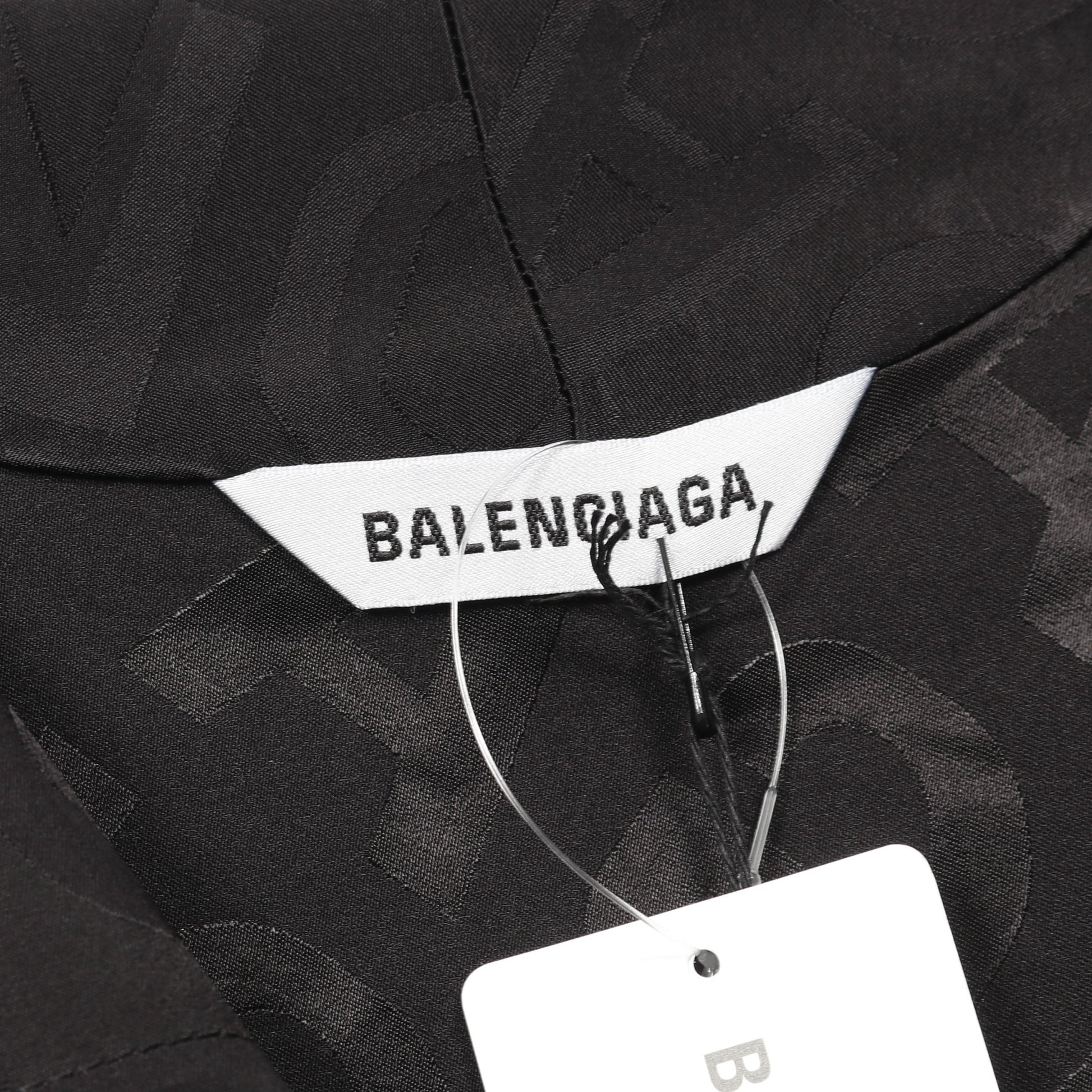 ロゴ総柄 カットオフ ブラウス レーヨン ブラック バレンシアガ トップス BALENCIAGA