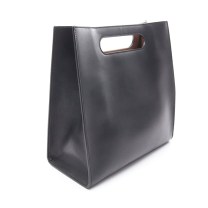 ハンドバッグ エンボスロゴ レザー ブラック グッチ バッグ GUCCI
