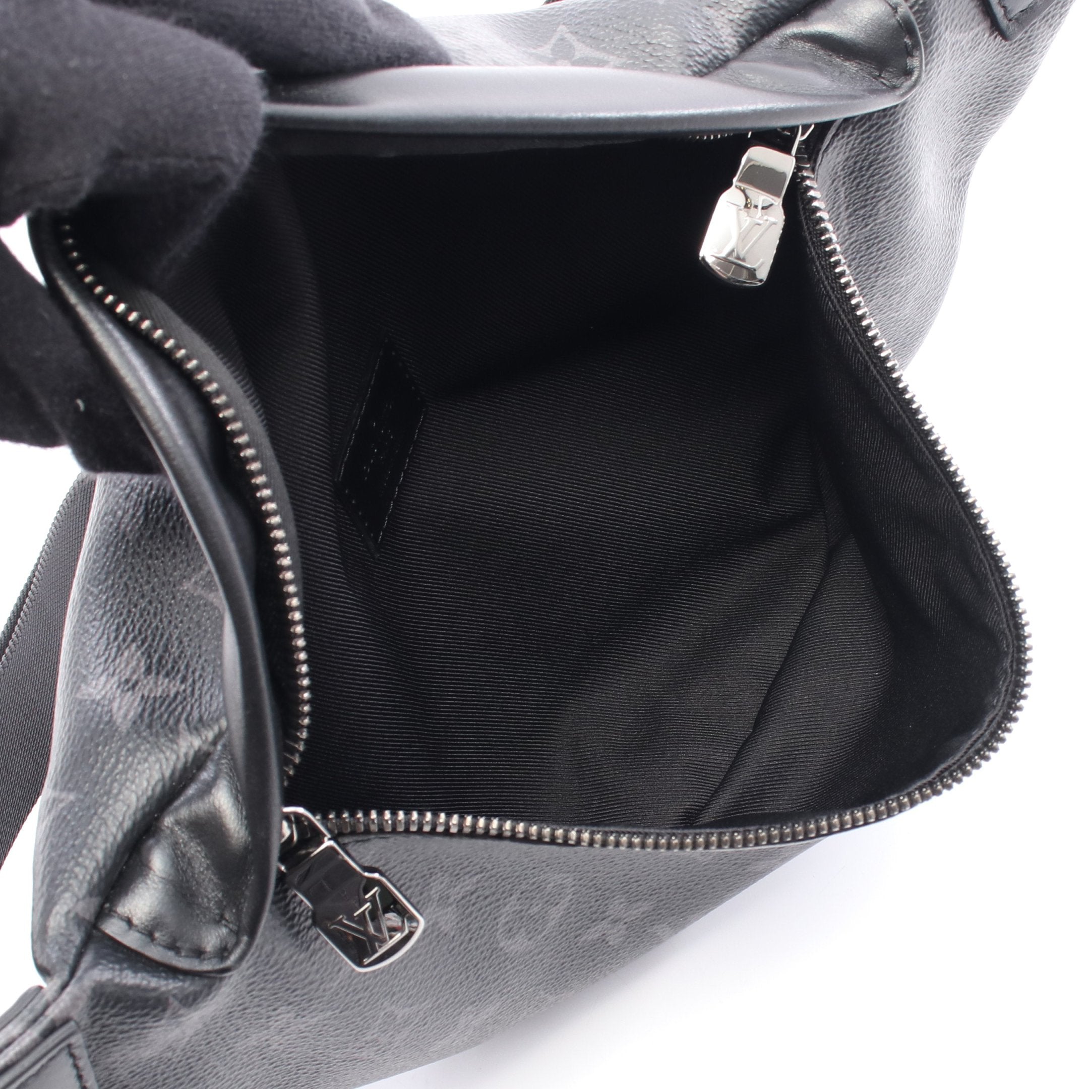 ディスカバリー バムバッグPM モノグラムエクリプス ボディバッグ