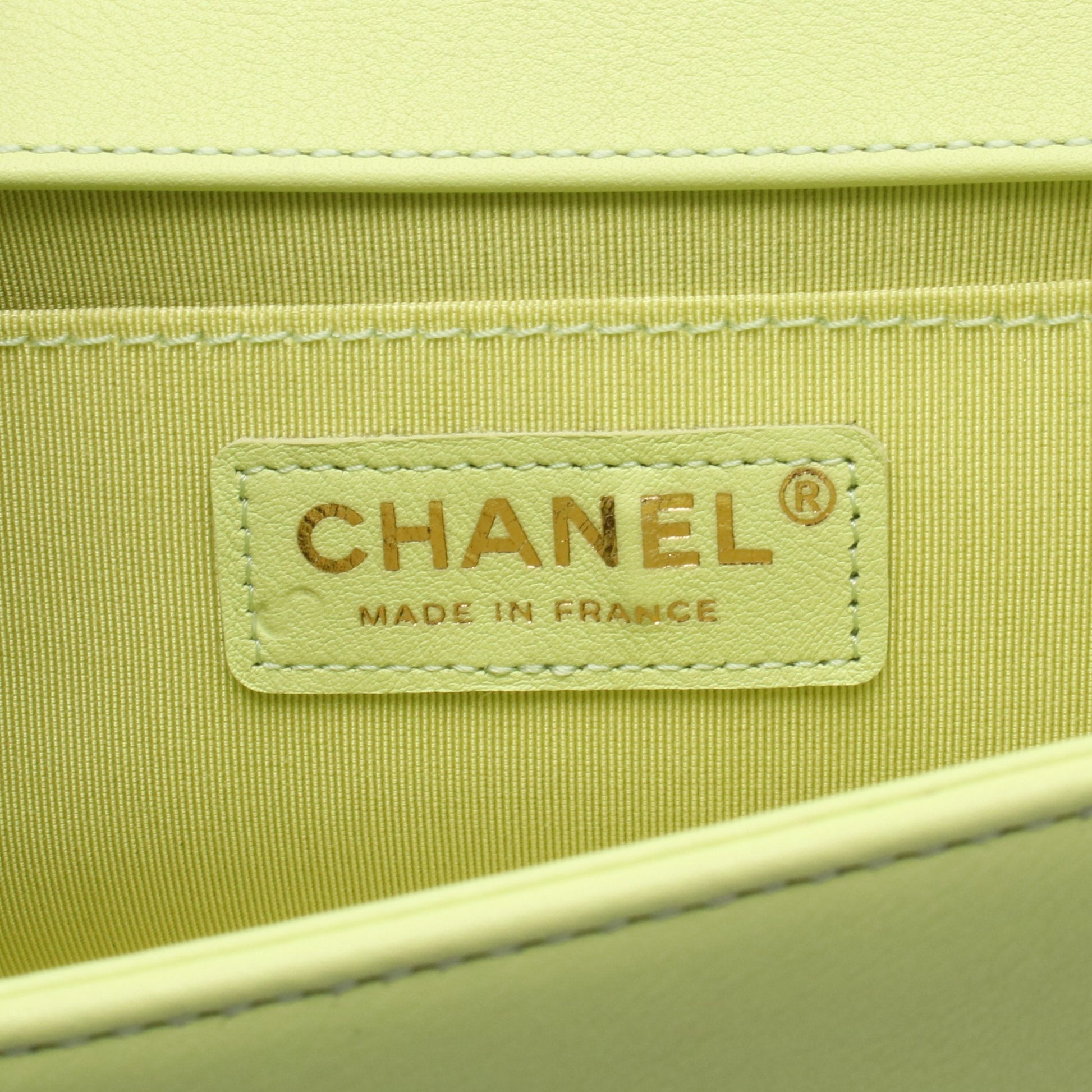 ボーイシャネル シェブロン Vステッチ チェーンショルダーバッグ レザー イエロー ゴールド金具 シャネル バッグ CHANEL
