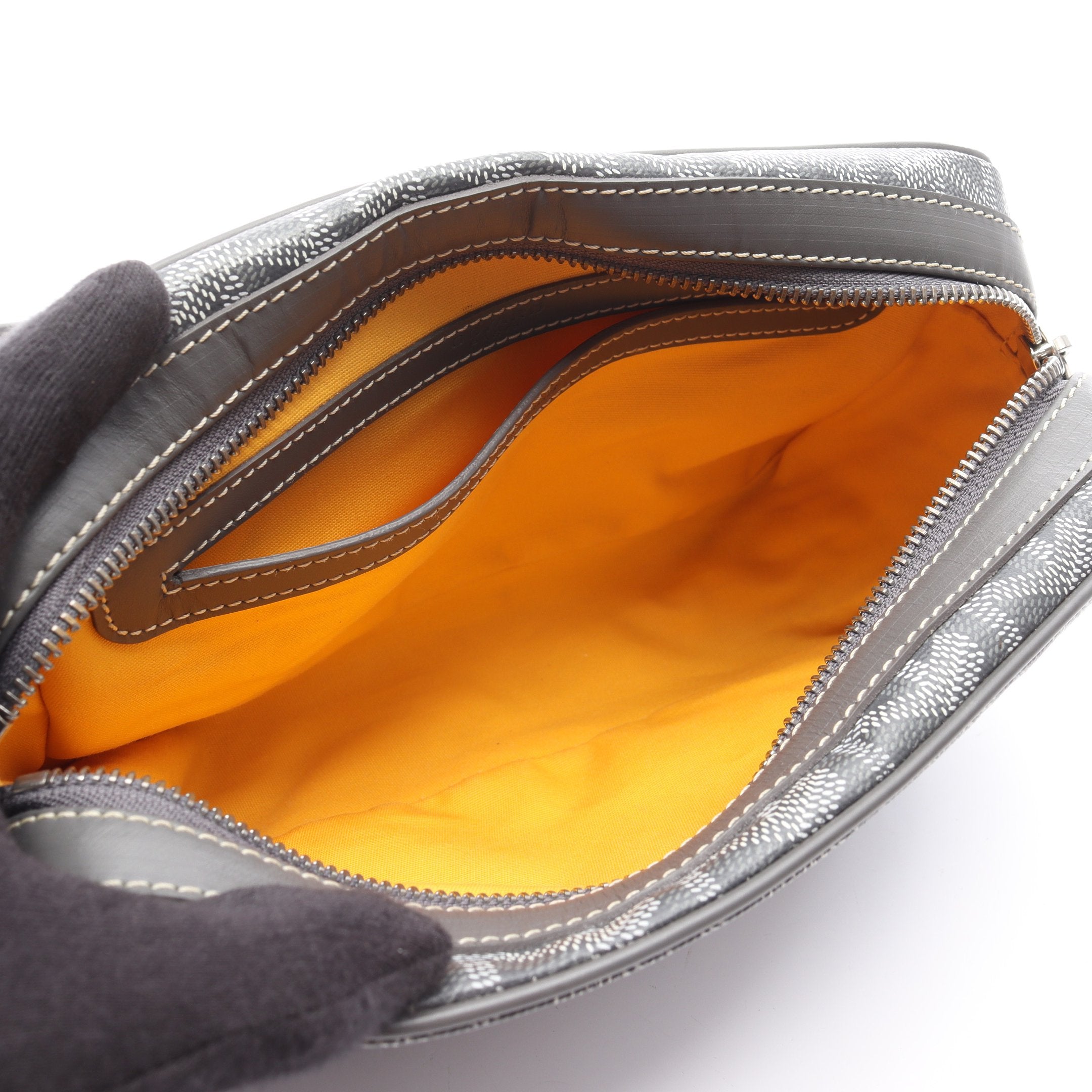 カップヴェールPM ショルダーバッグ コーティングキャンバス レザー