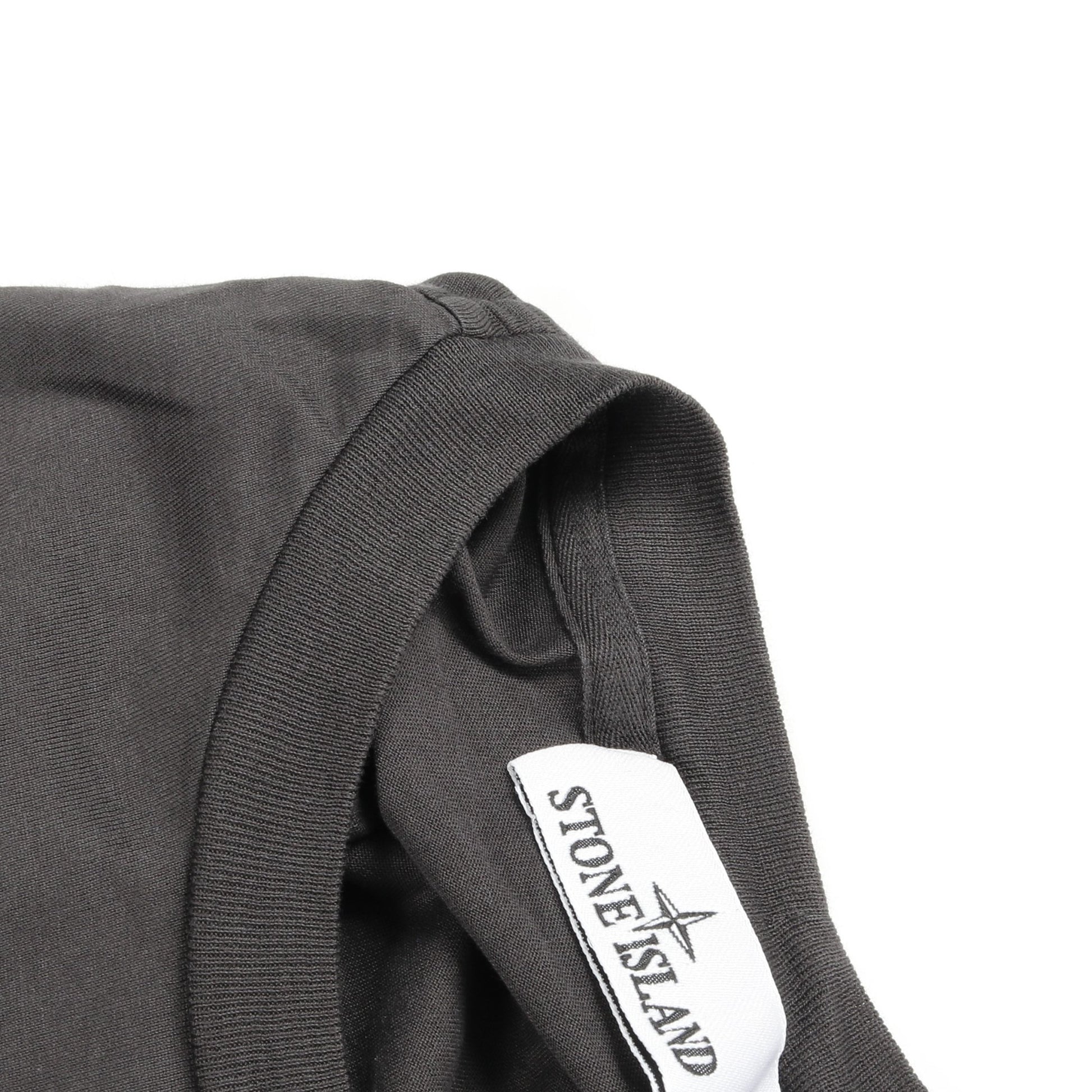 LOGO PATCH LONG SLEEVE T-SHIRT Tシャツ 長袖 コットン ブラック ストーンアイランド トップス Stone Island