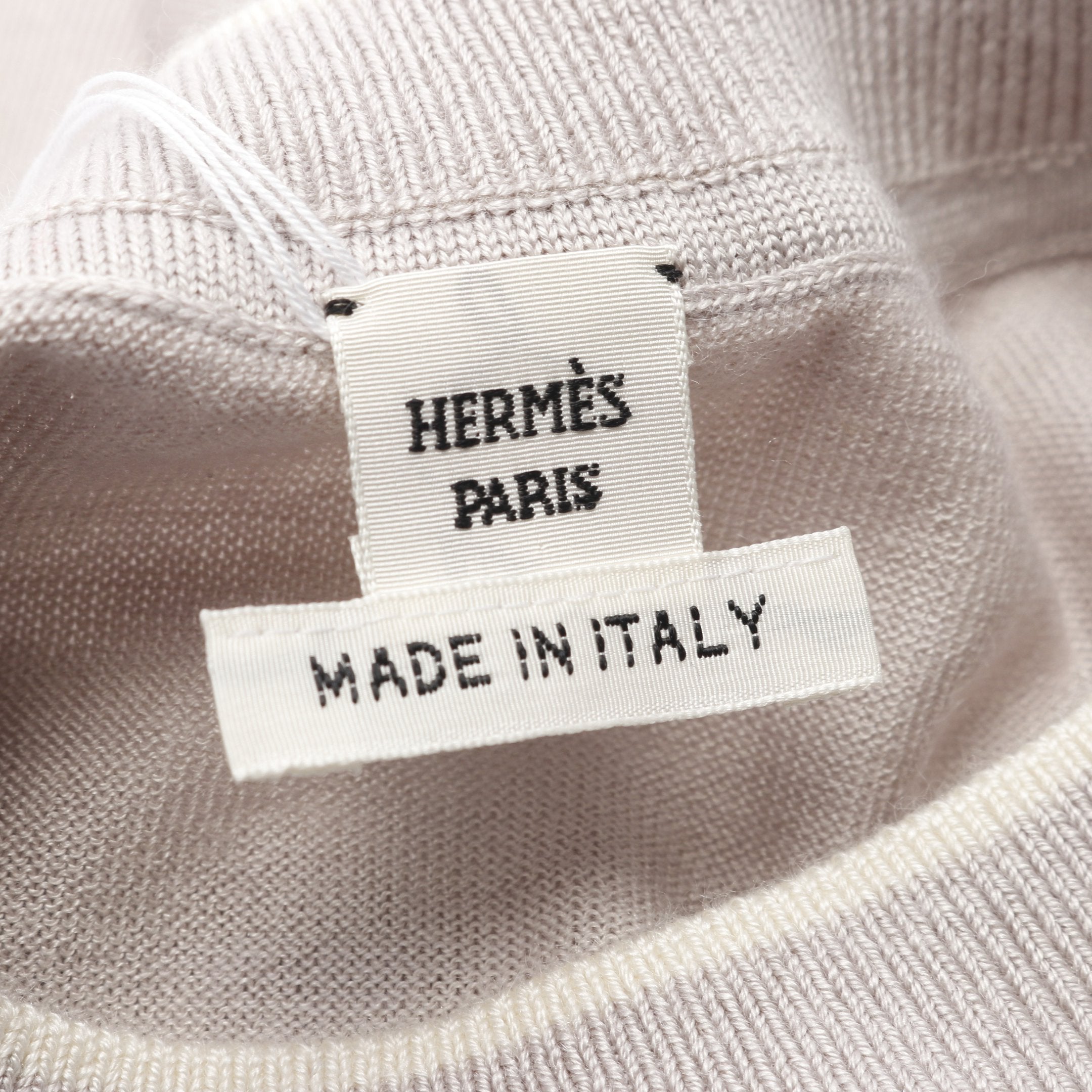 美品❢HERMES　エルメス　 半袖ニット　ツイルレーヌ　シルク＆カシミヤ HERMES エルメス ツイルレーヌ MONT SAINCT MICHEL モンサンミッシェル