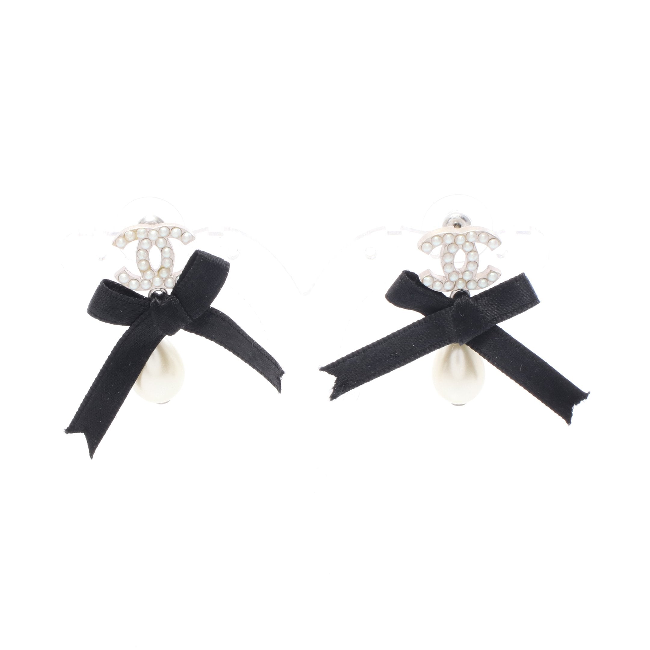 ココマーク リボン ピアス GP フェイクパール ゴールド オフホワイト