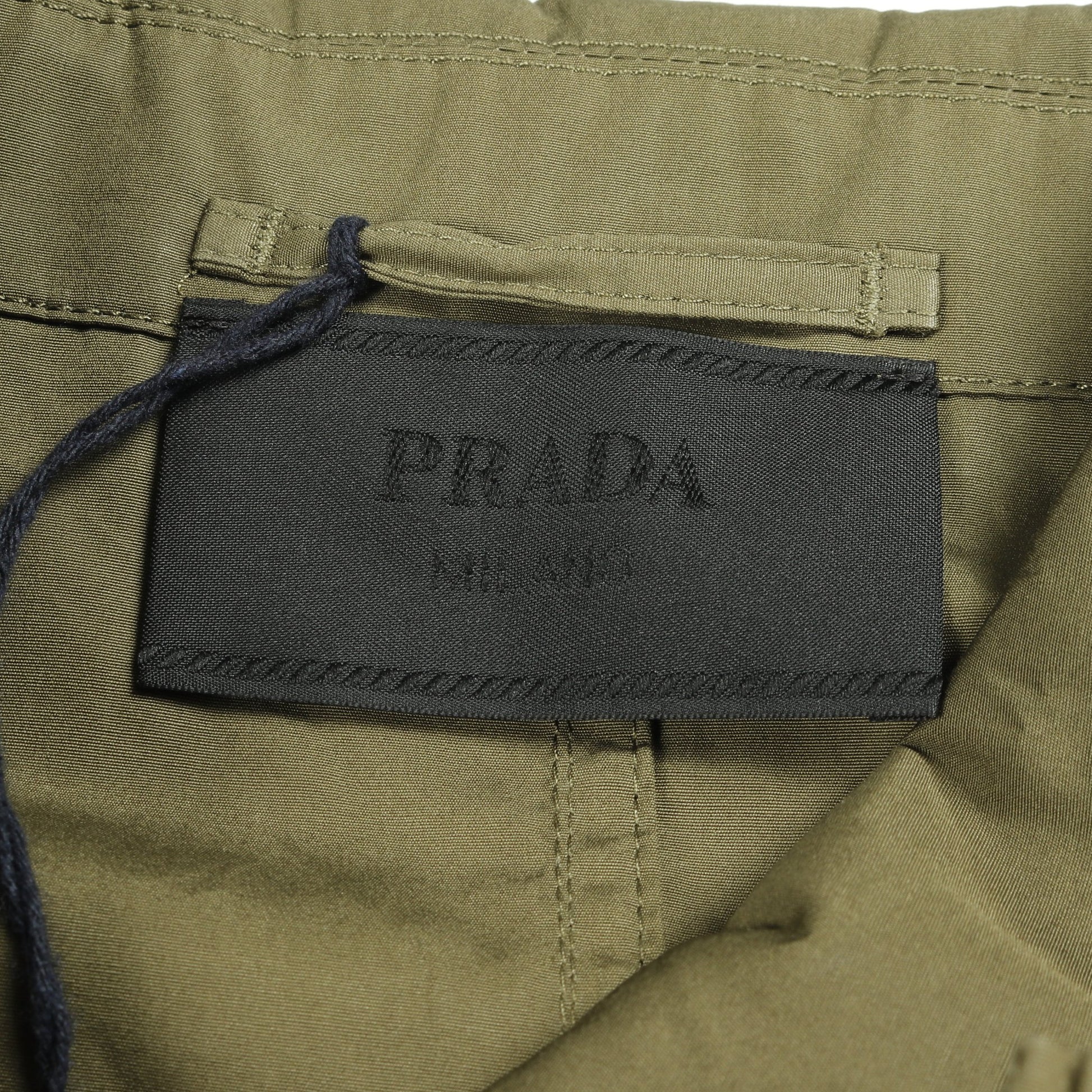 トライアングルプレート サファリジャケット ブルゾン コットン カーキグリーン プラダ アウター PRADA